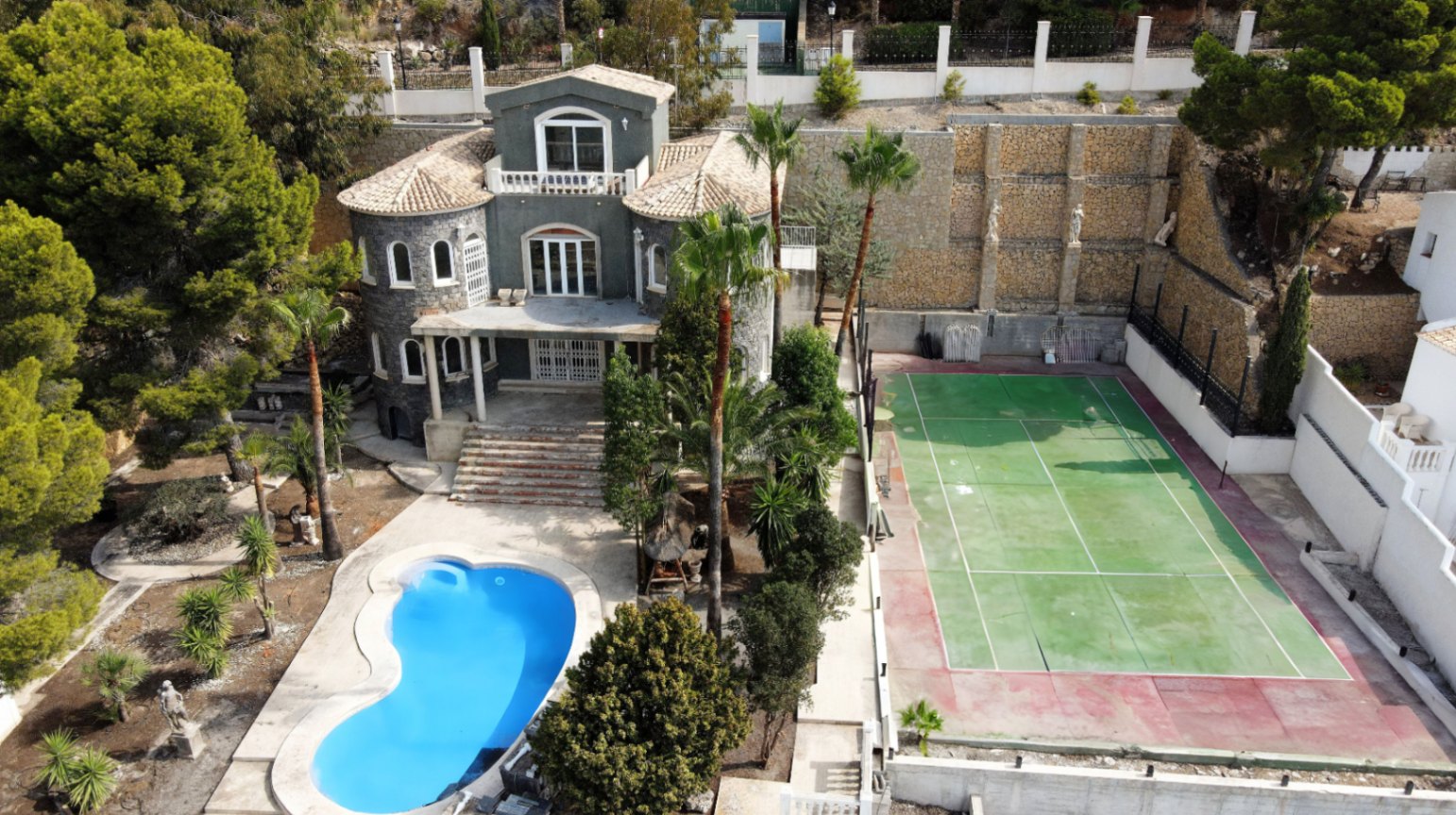 Villa te koop in Altea