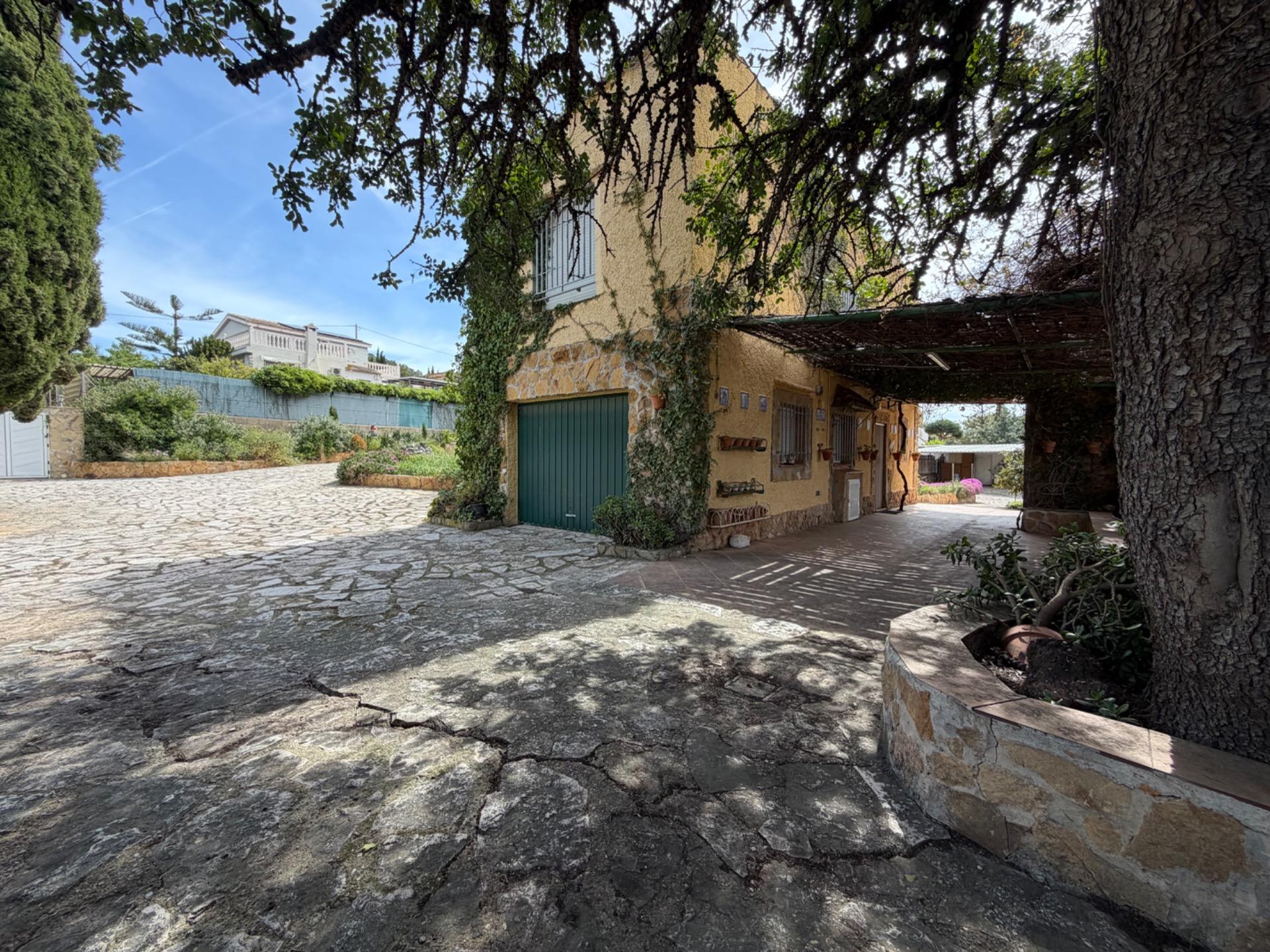 Villa te koop in Olocau