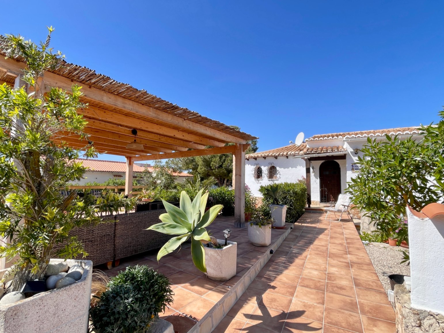 DP-81-CRES12-8 Exclusieve villa met zeezicht te koop in Javea