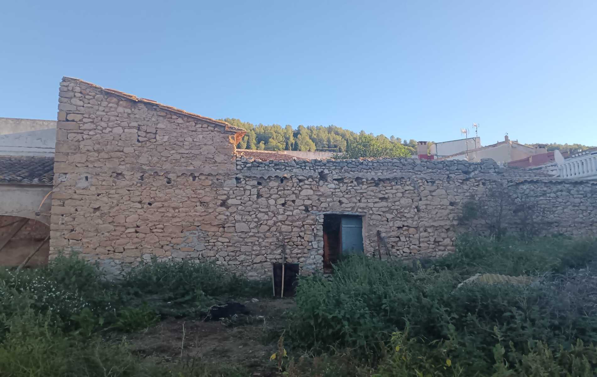 Renovatieproject te koop in Lliber