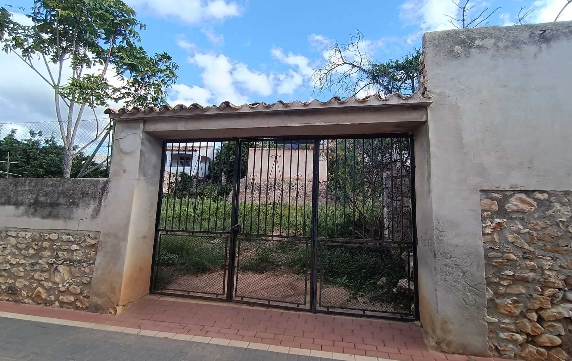 Renovatieproject te koop in Lliber