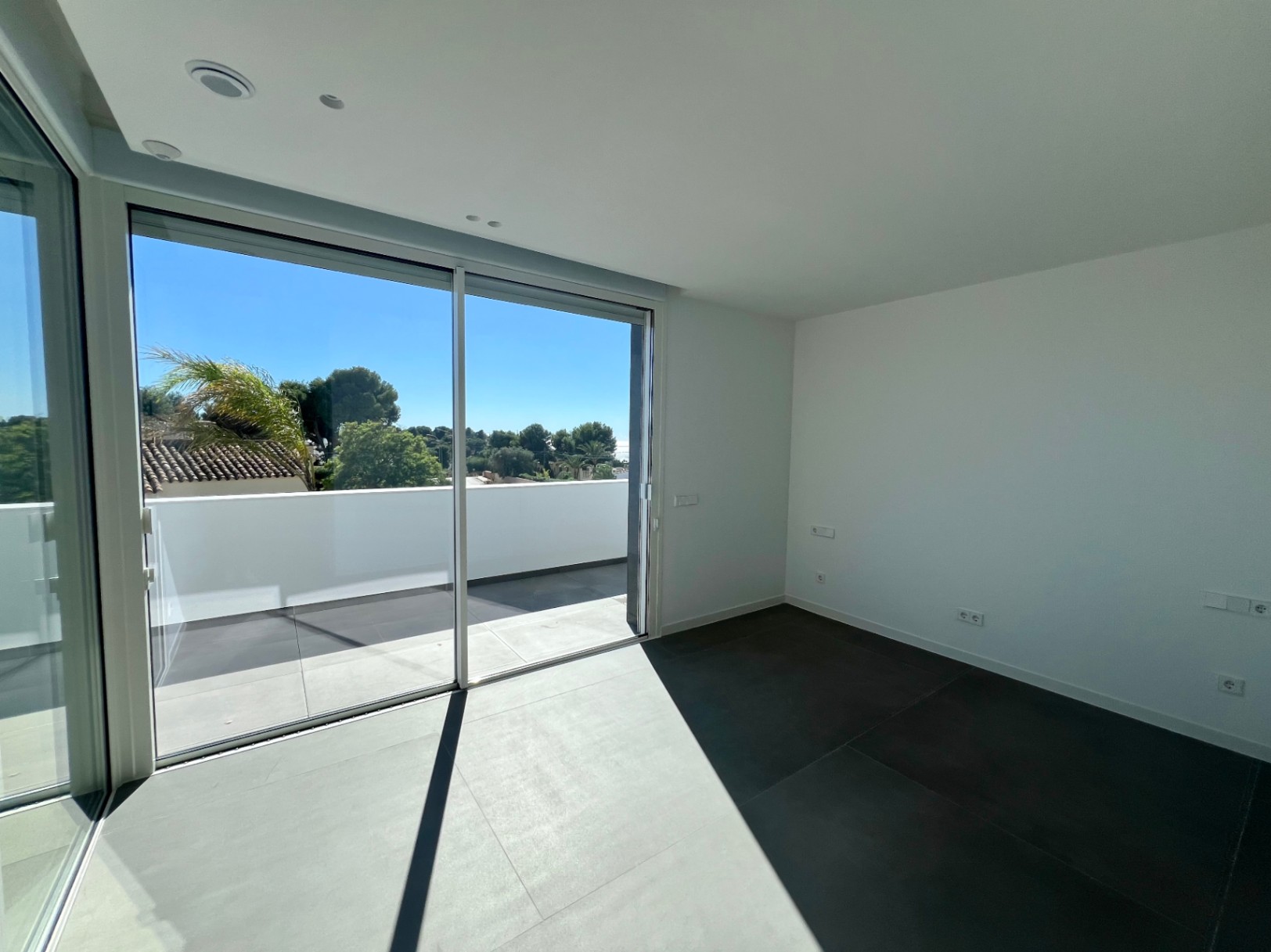 Nieuwbouw villa met uitzicht te koop in Benissa