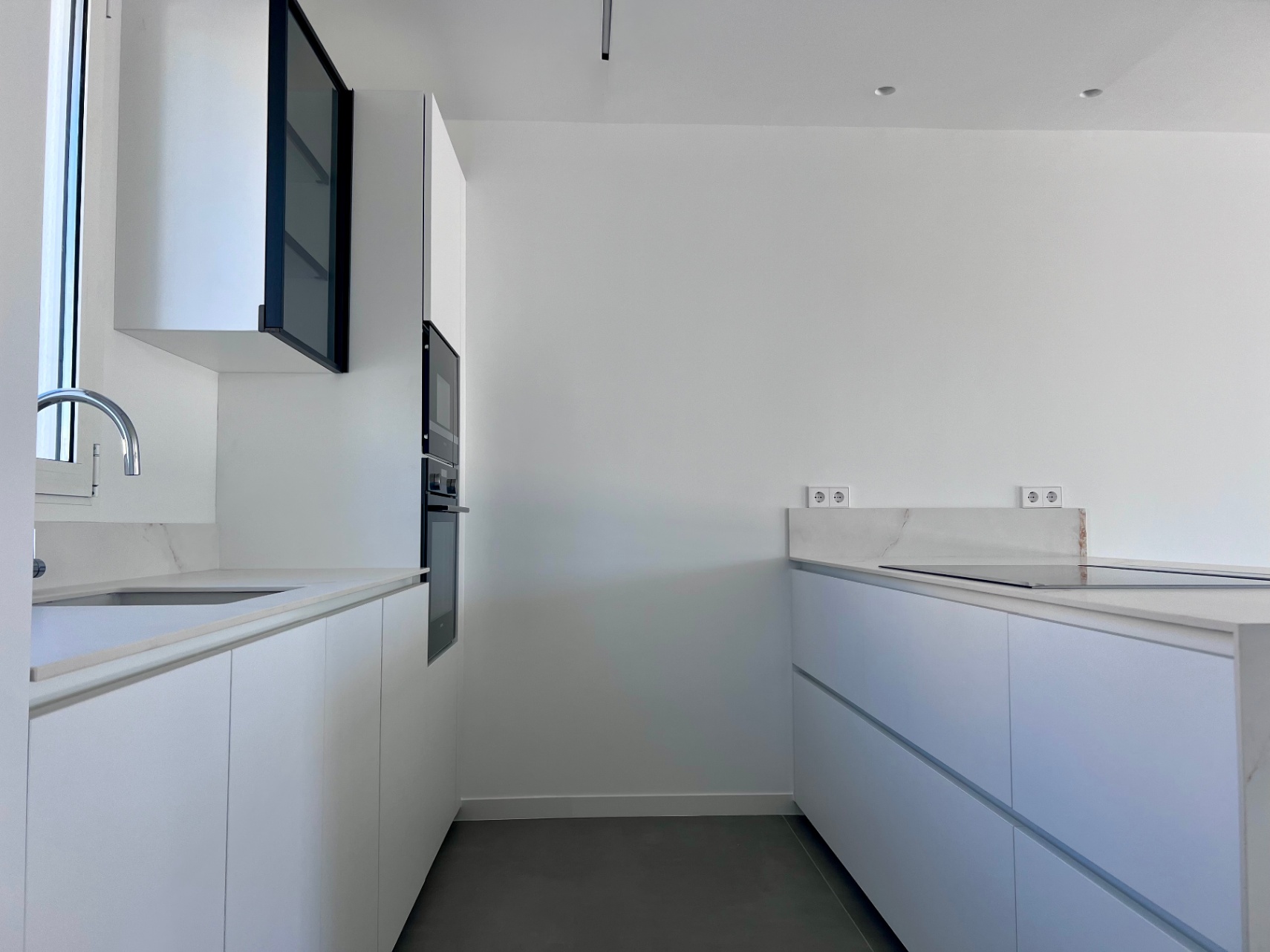 Nieuwbouw villa met uitzicht te koop in Benissa