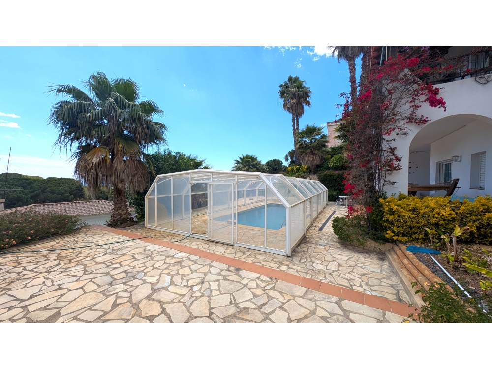 DP-96-MY02517-3 Villa te koop in Lloret de Mar