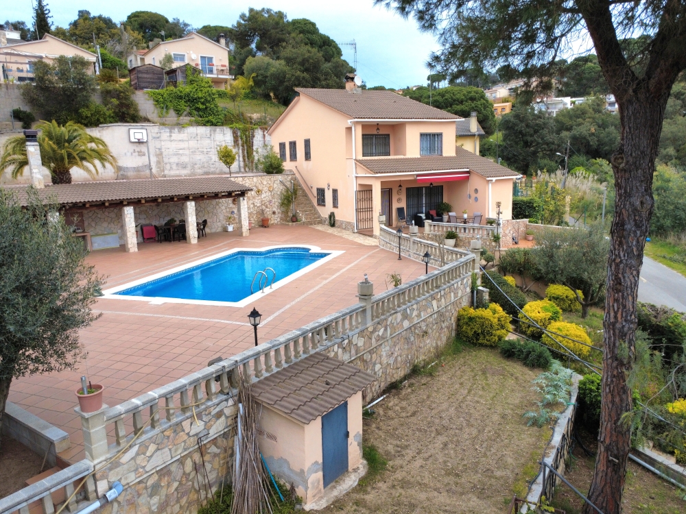 DP-96-MY02611-2 Villa te koop in Vidreres