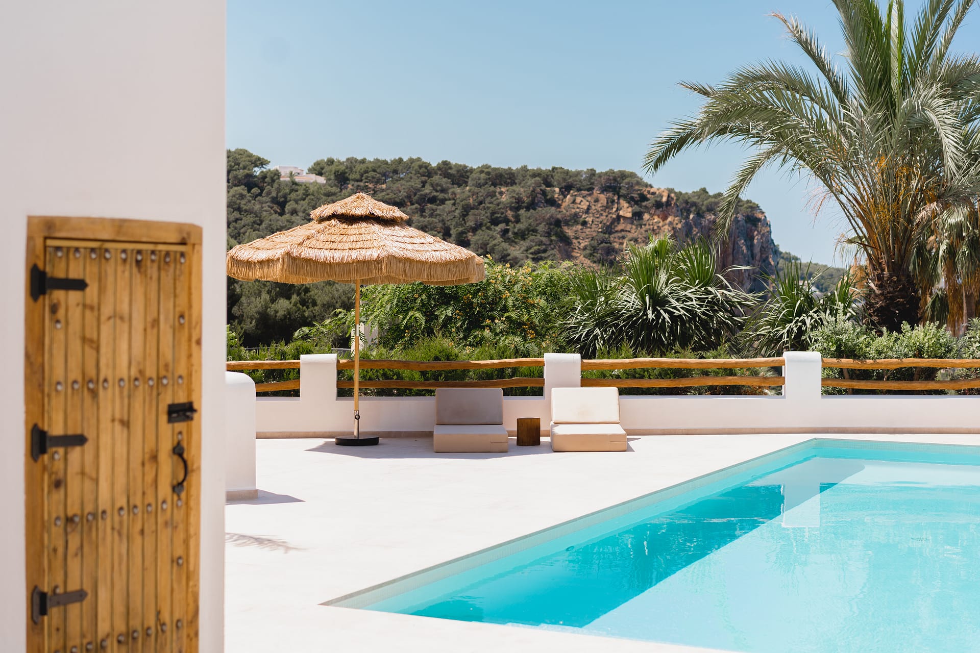Gerenoveerde villa met 4 slaapkamers en verwarmd zwembad in Javea