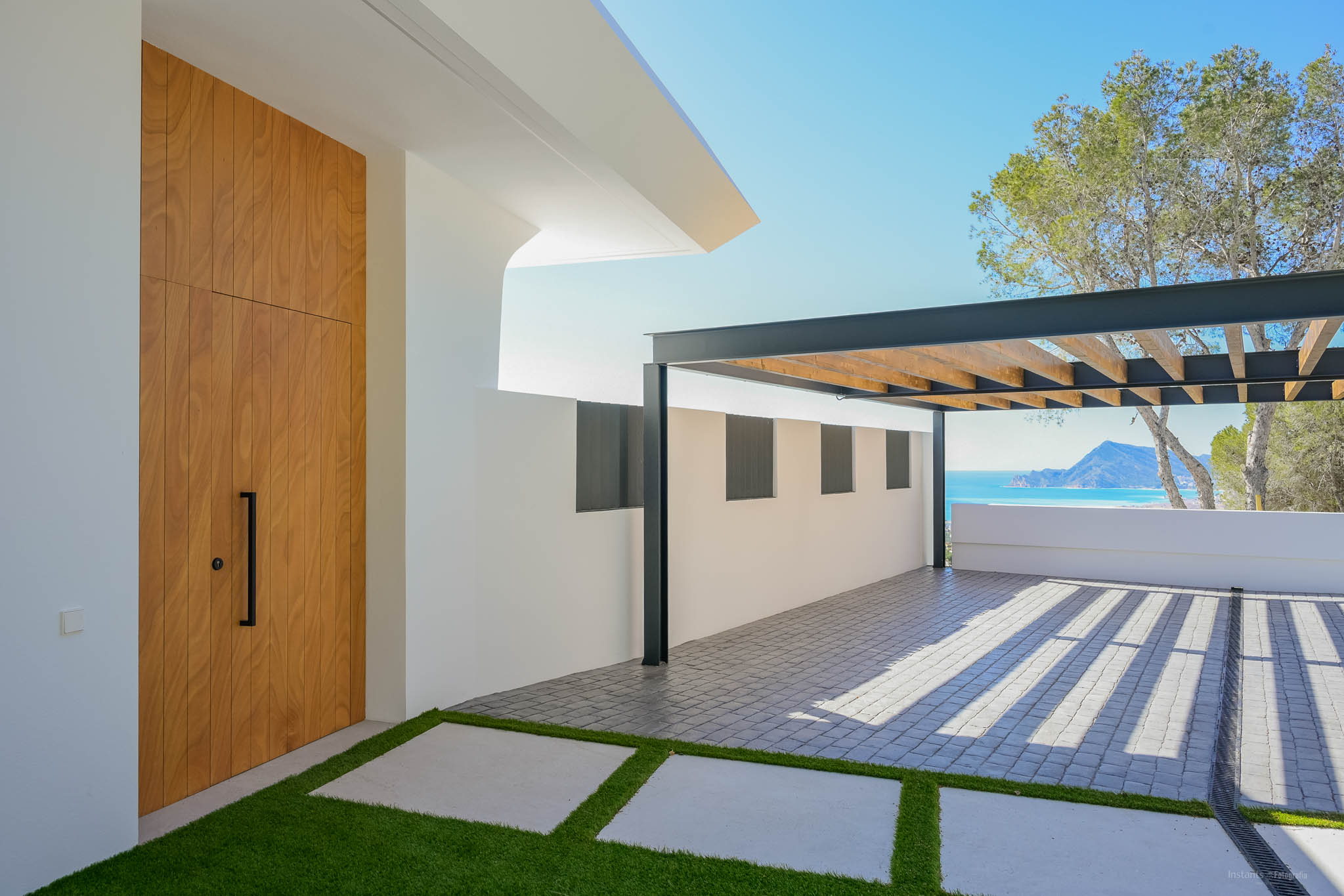 Luxe villa met zeezicht te koop in Altea