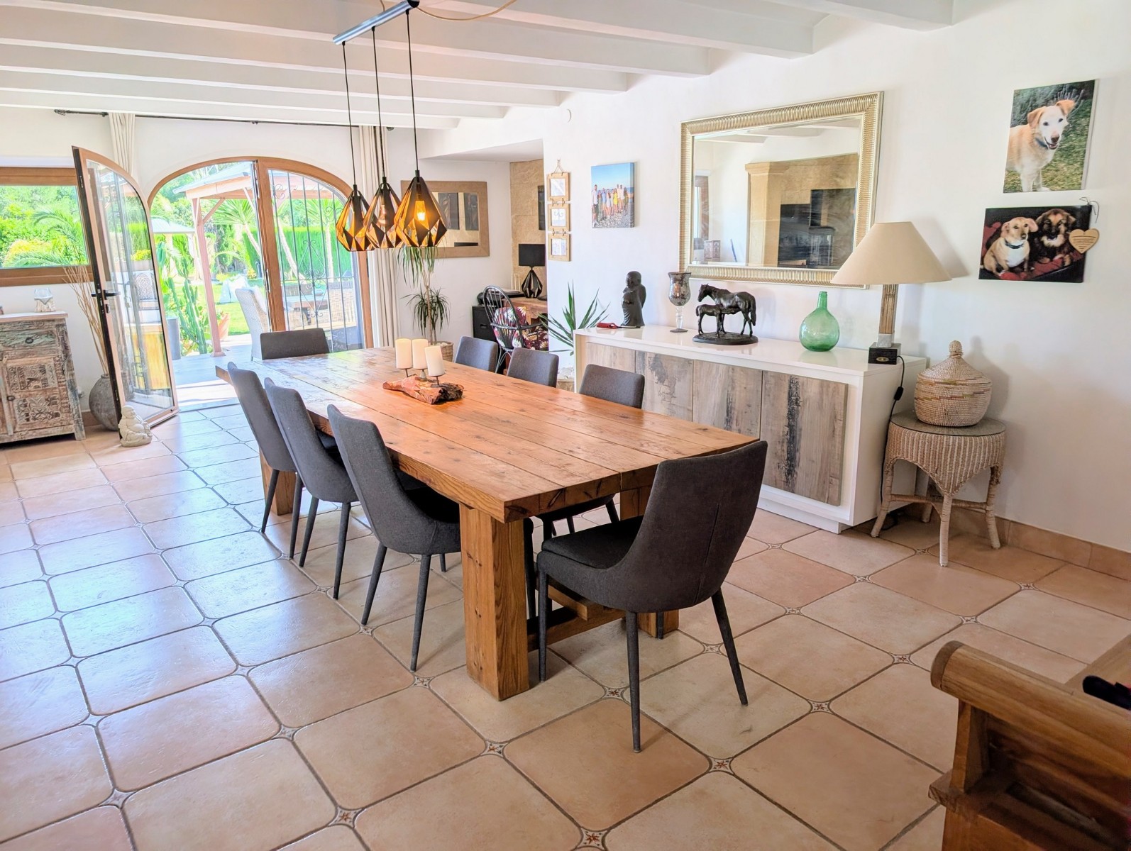 Schitterend landgoed met gastenverblijven en 2 zwembaden in Javea