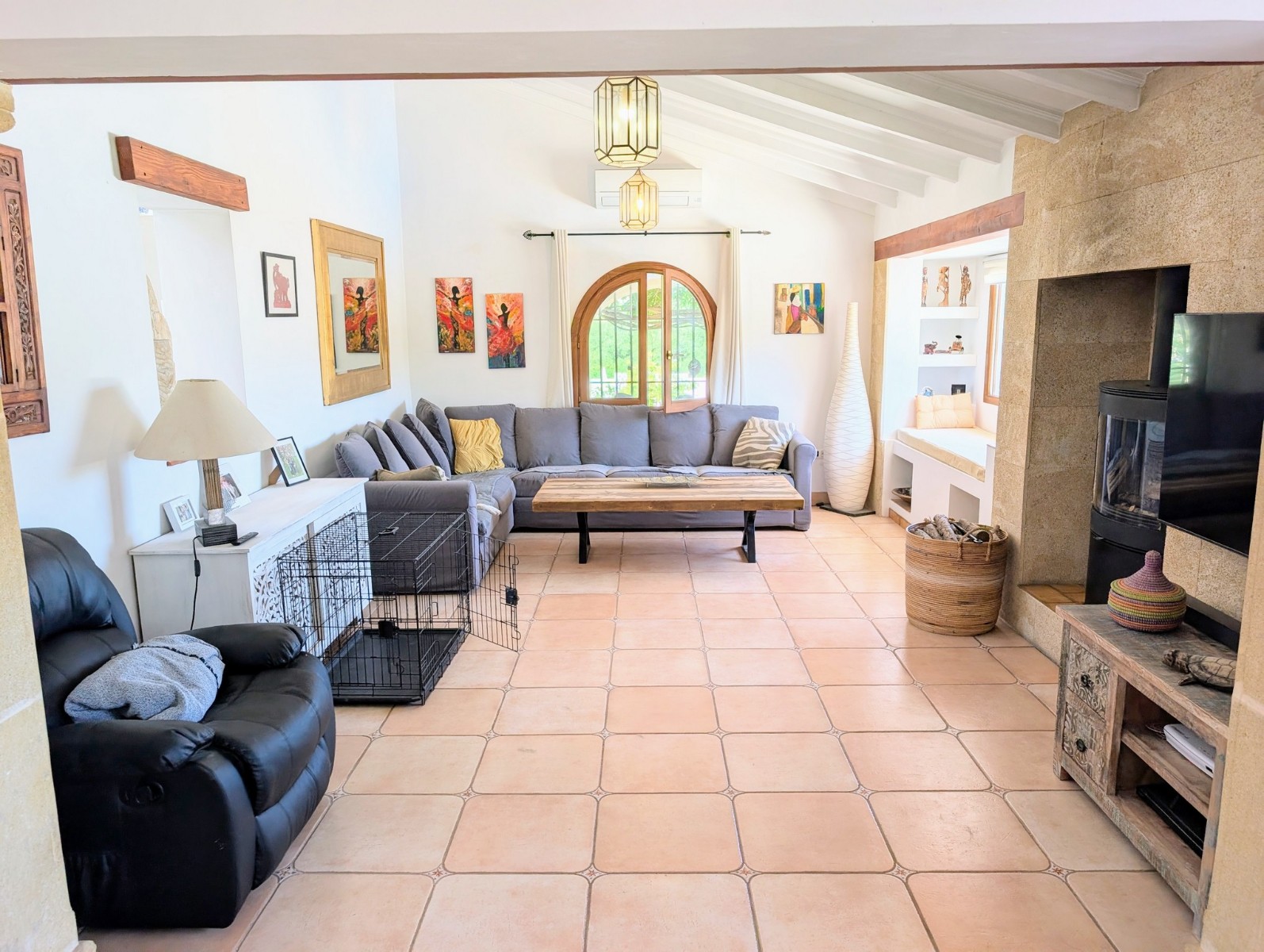 Schitterend landgoed met gastenverblijven en 2 zwembaden in Javea