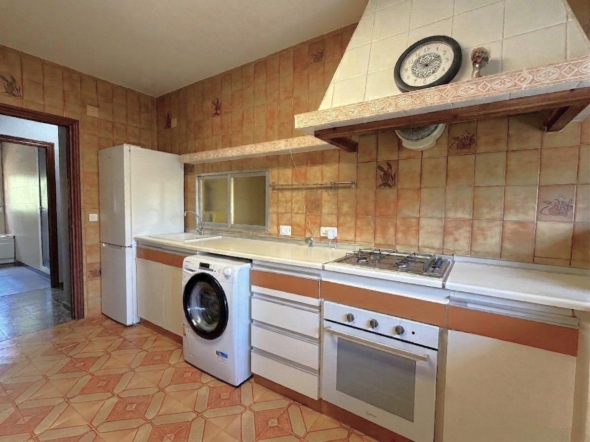 Gerenoveerde villa met bergzicht in Naquera