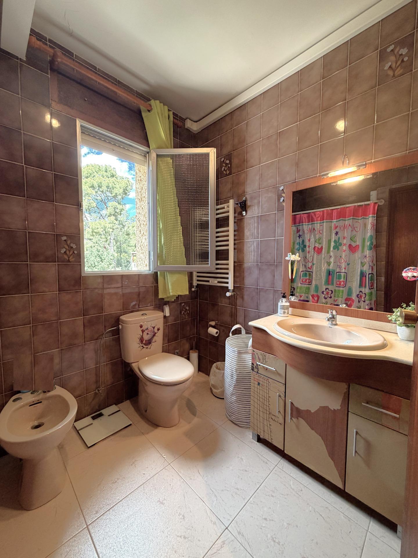 Gerenoveerde villa met bergzicht in Naquera