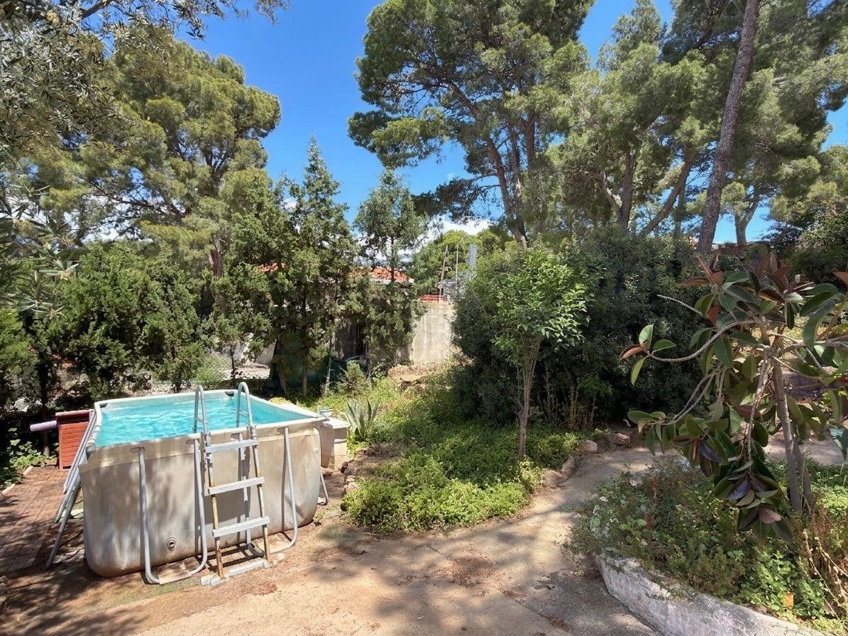 Gerenoveerde villa met bergzicht in Naquera