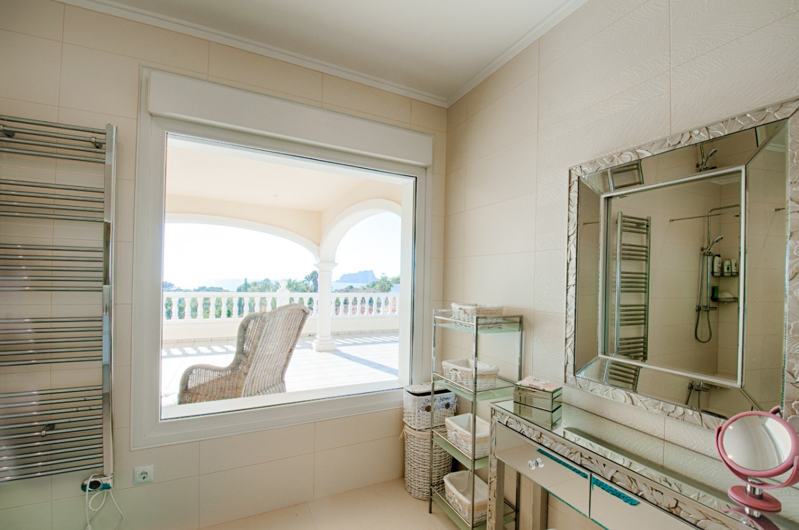 Villa met zeezicht te koop in Moraira