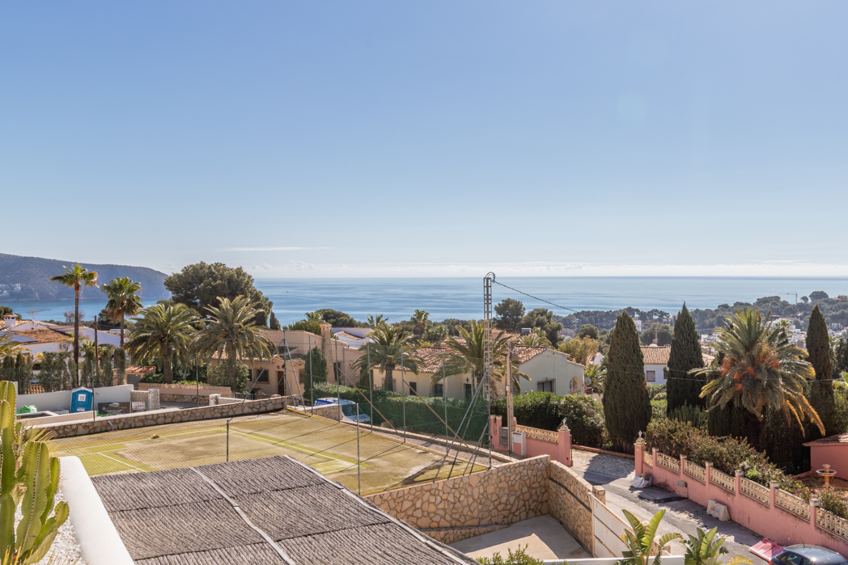 Exclusieve Ibiza-stijl nieuwbouwvilla met zeezicht in Moraira