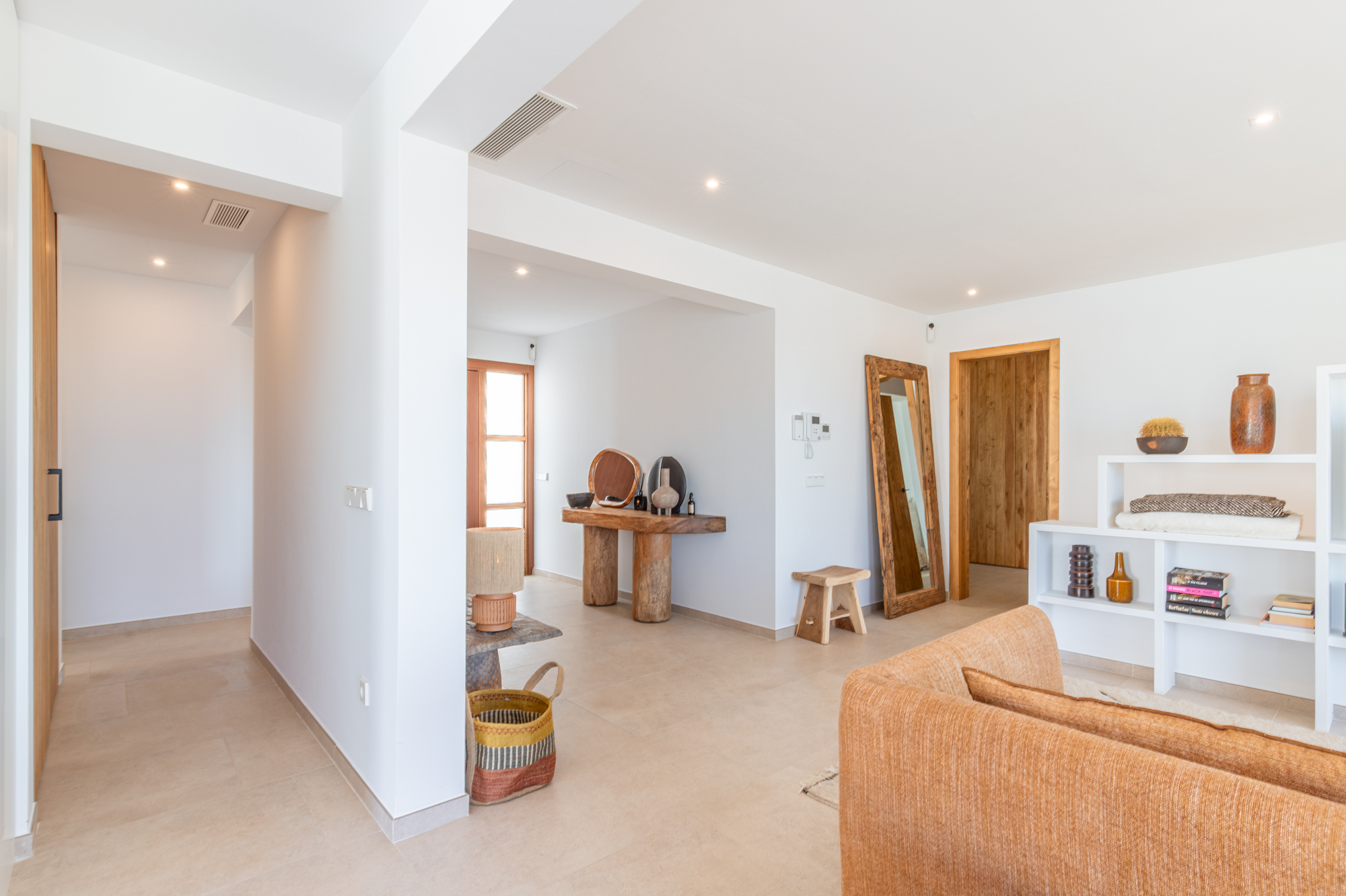 Exclusieve Ibiza-stijl nieuwbouwvilla met zeezicht in Moraira