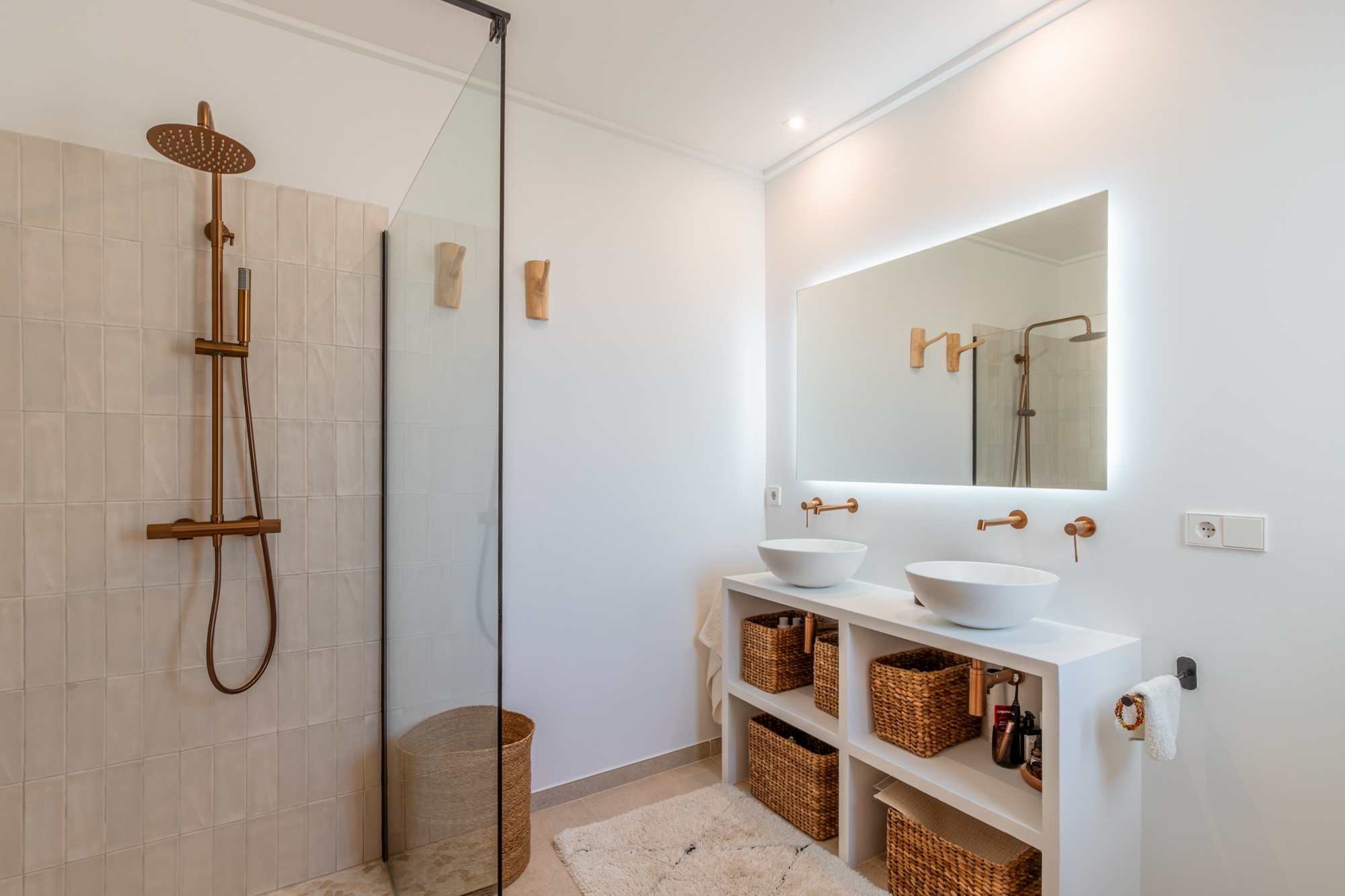 Exclusieve Ibiza-stijl nieuwbouwvilla met zeezicht in Moraira