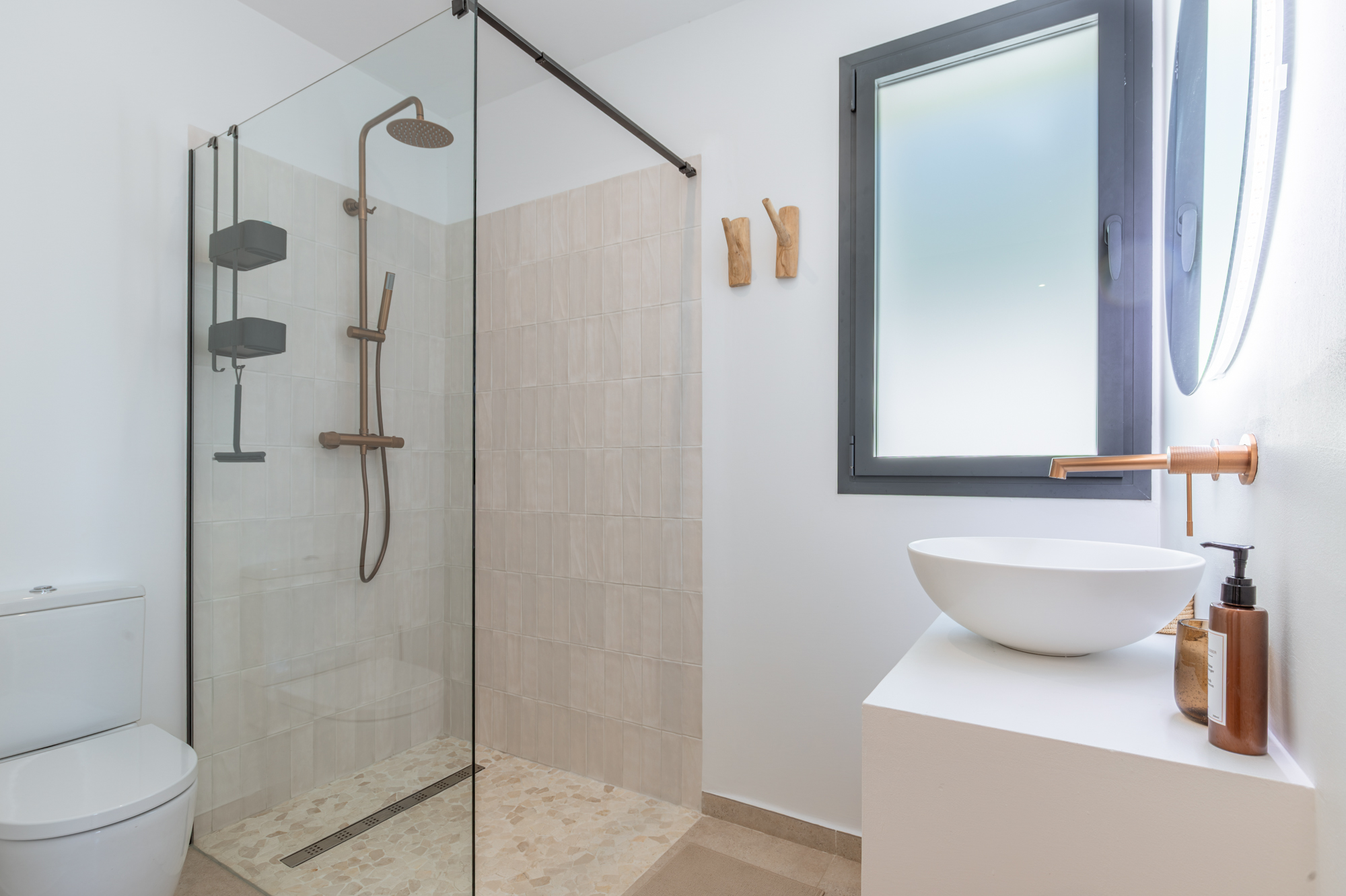 Exclusieve Ibiza-stijl nieuwbouwvilla met zeezicht in Moraira
