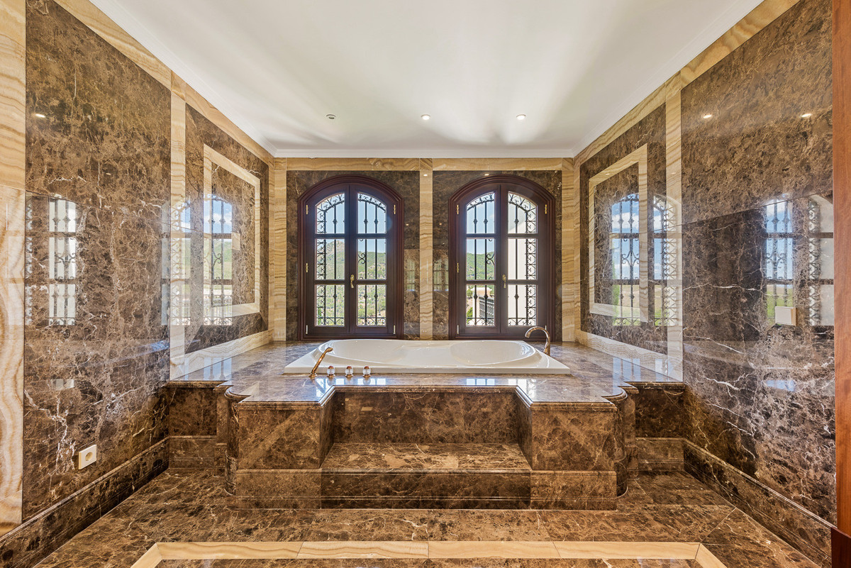 Villa te koop in La Zagaleta