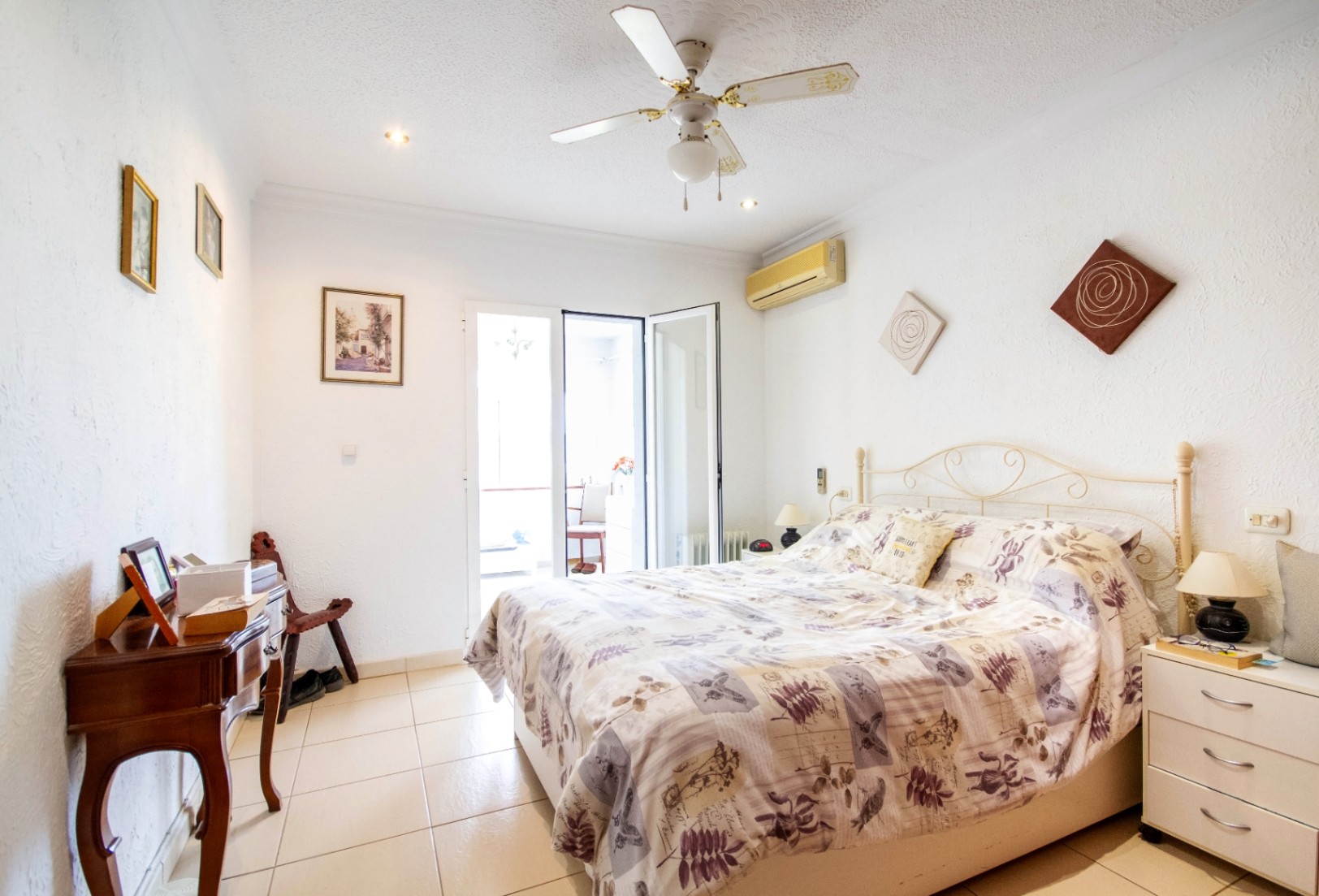 Charmante villa met zelfstandig appartement in Orba