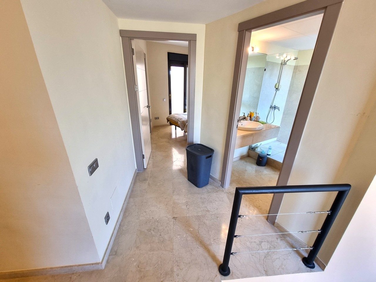 DP-17-B2168-16 Geschakelde woning op golfresort met uitzicht op golf en meer in Valle del Este