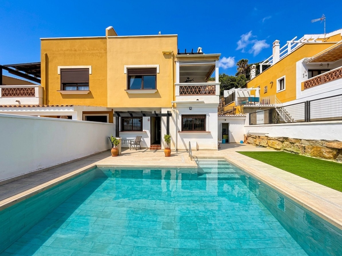 DP-26-6279-2 Geschakelde woning te koop in Lagos