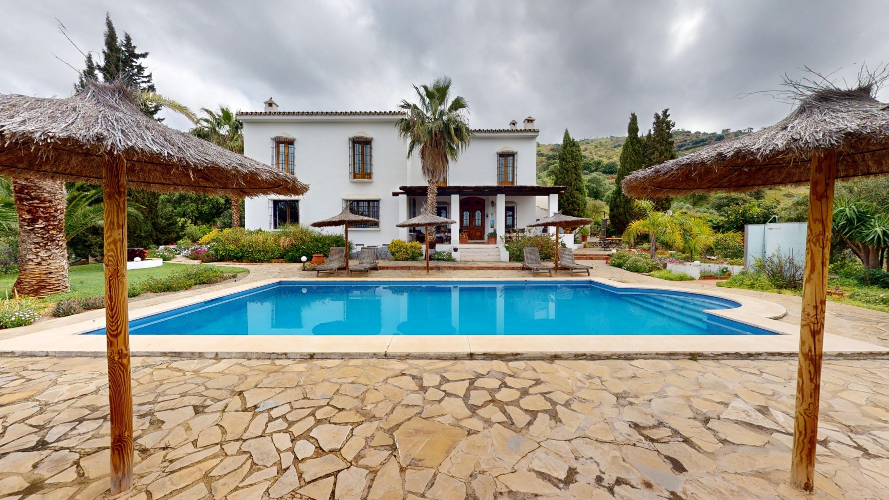 Villa te koop in Alora
