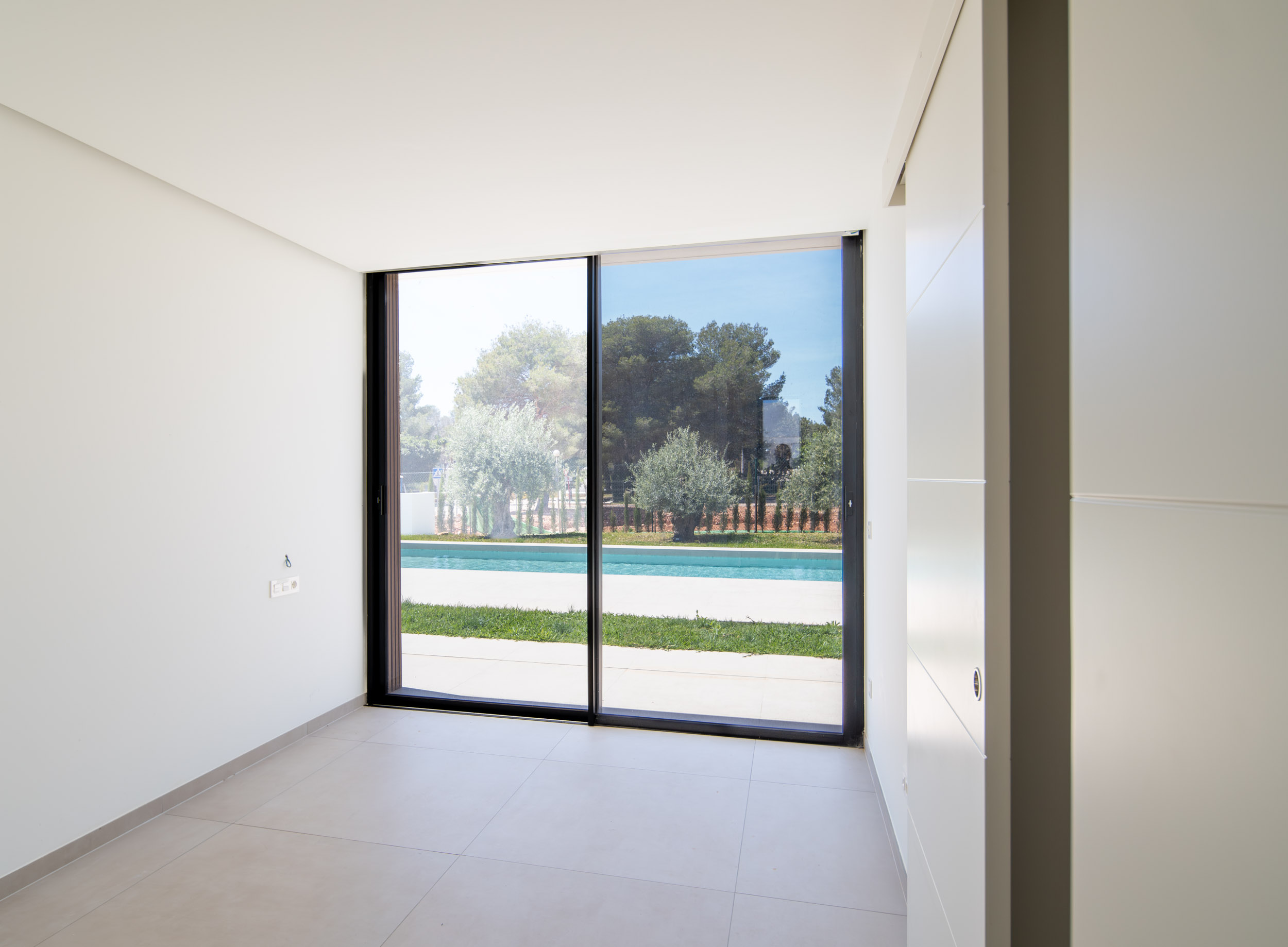 DP-28-V2795-23 Moderne villa met zwembad te koop in Javea