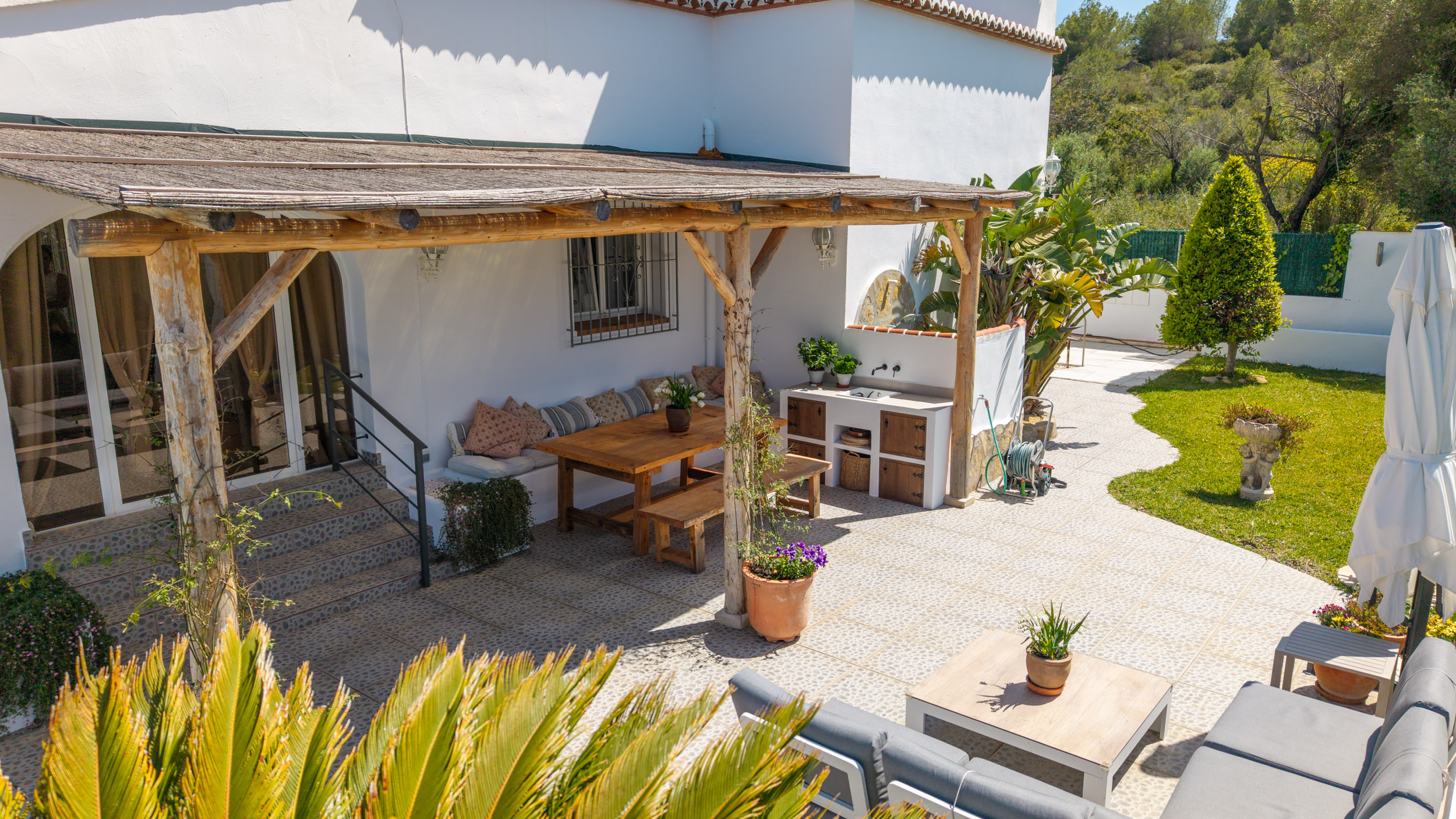 Gerenoveerde villa met uitzicht op Montgo in Javea