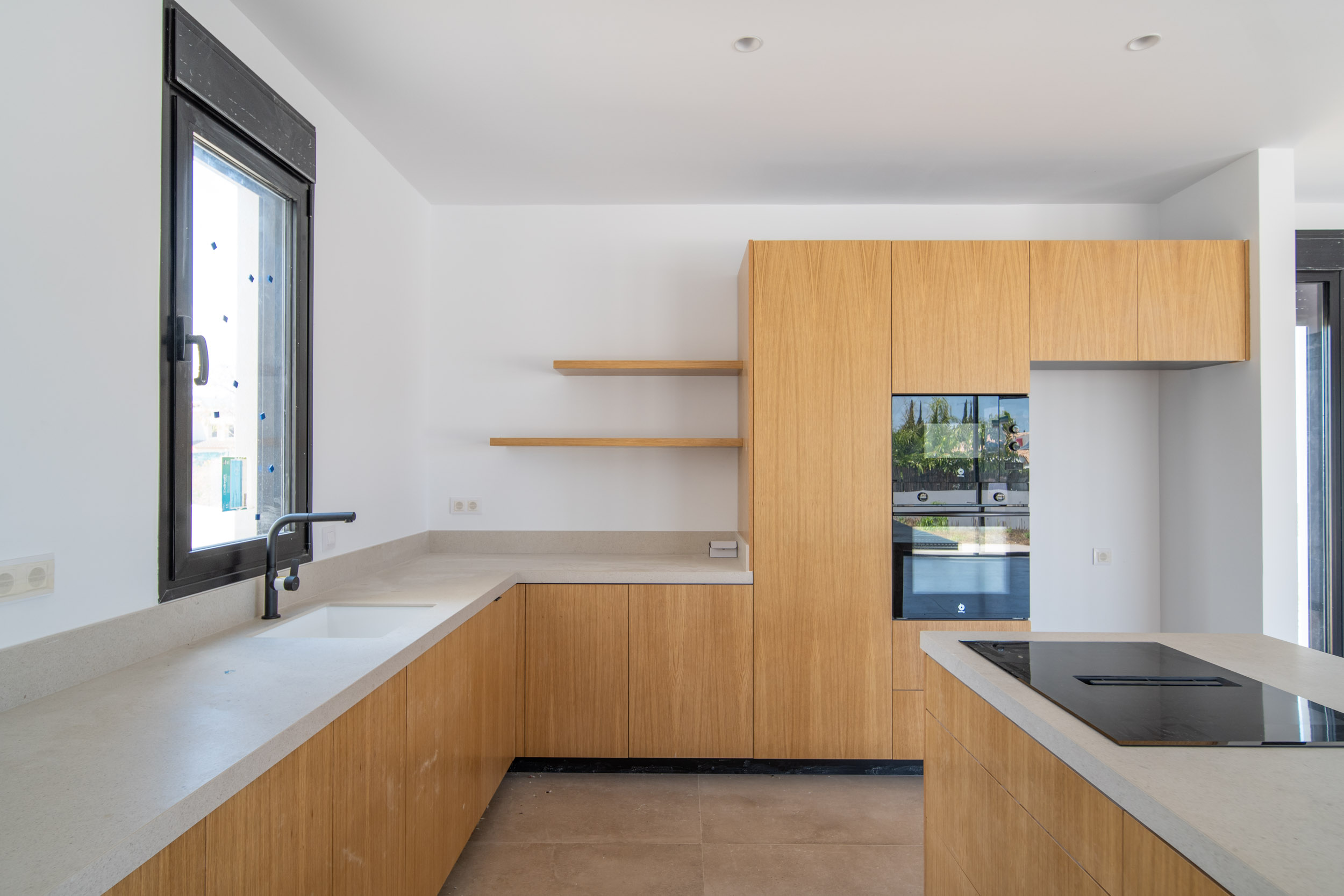 Nieuwbouw villa met zwembad te koop in Javea