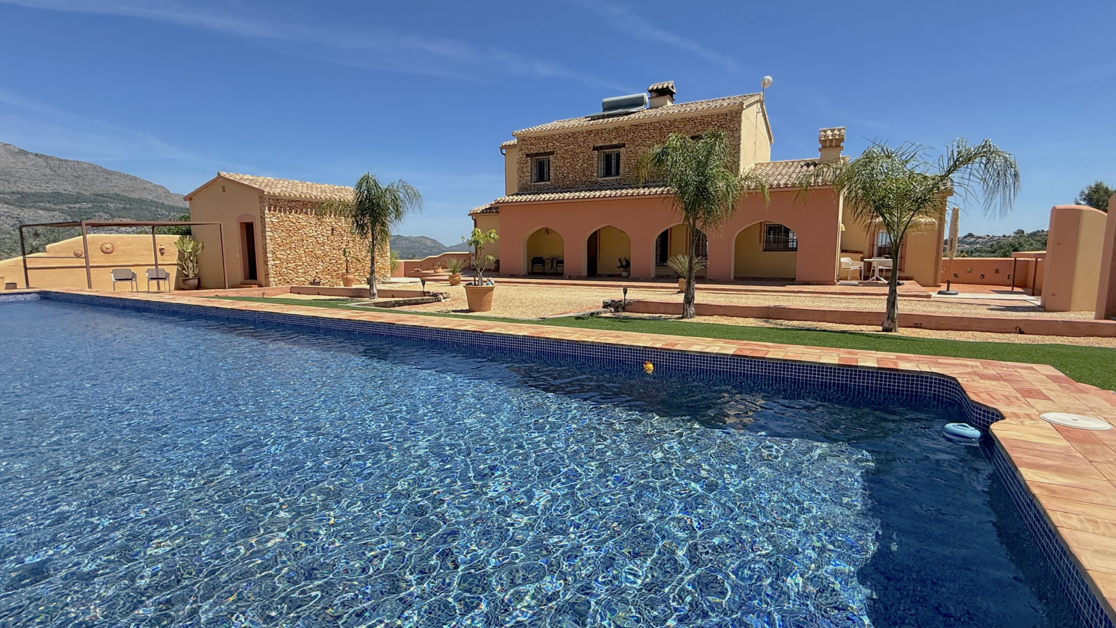 DP-31-AS-1026-1 Uitzonderlijke finca met olijfgaard te koop in Orba