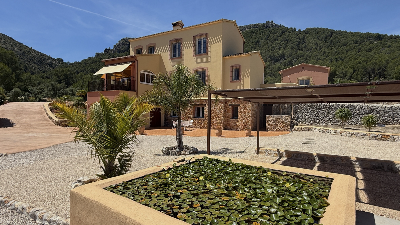 DP-31-AS-1026-3 Uitzonderlijke finca met olijfgaard te koop in Orba