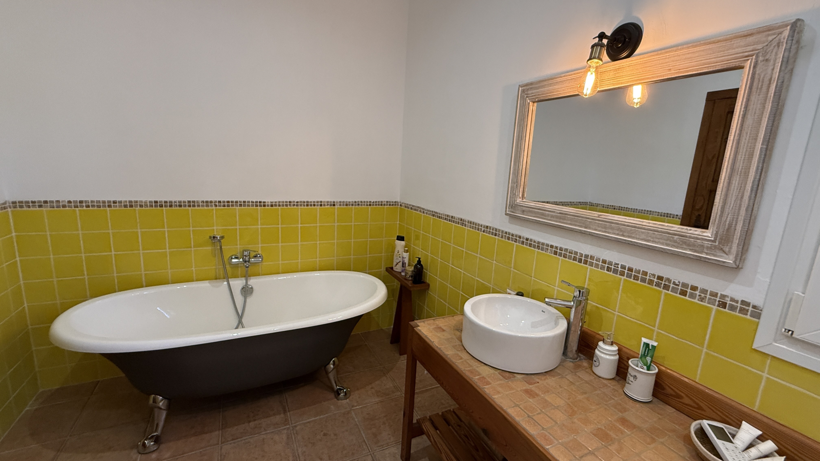 DP-31-AS-1026-34 Uitzonderlijke finca met olijfgaard te koop in Orba