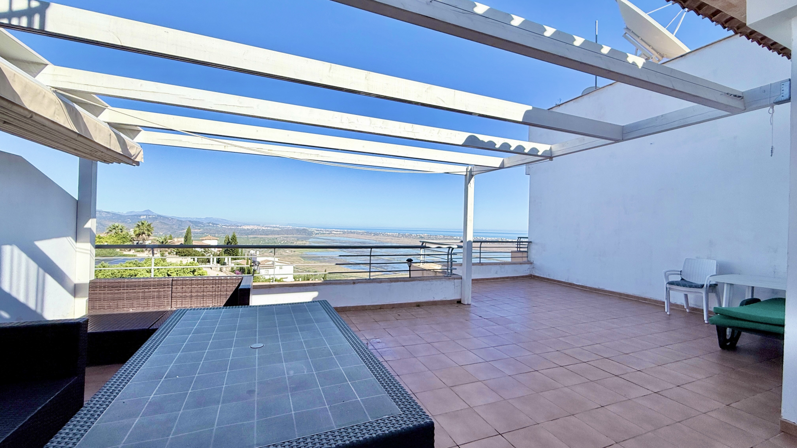 Penthouse met schitterend uitzicht te koop in Pego – Monte Pego