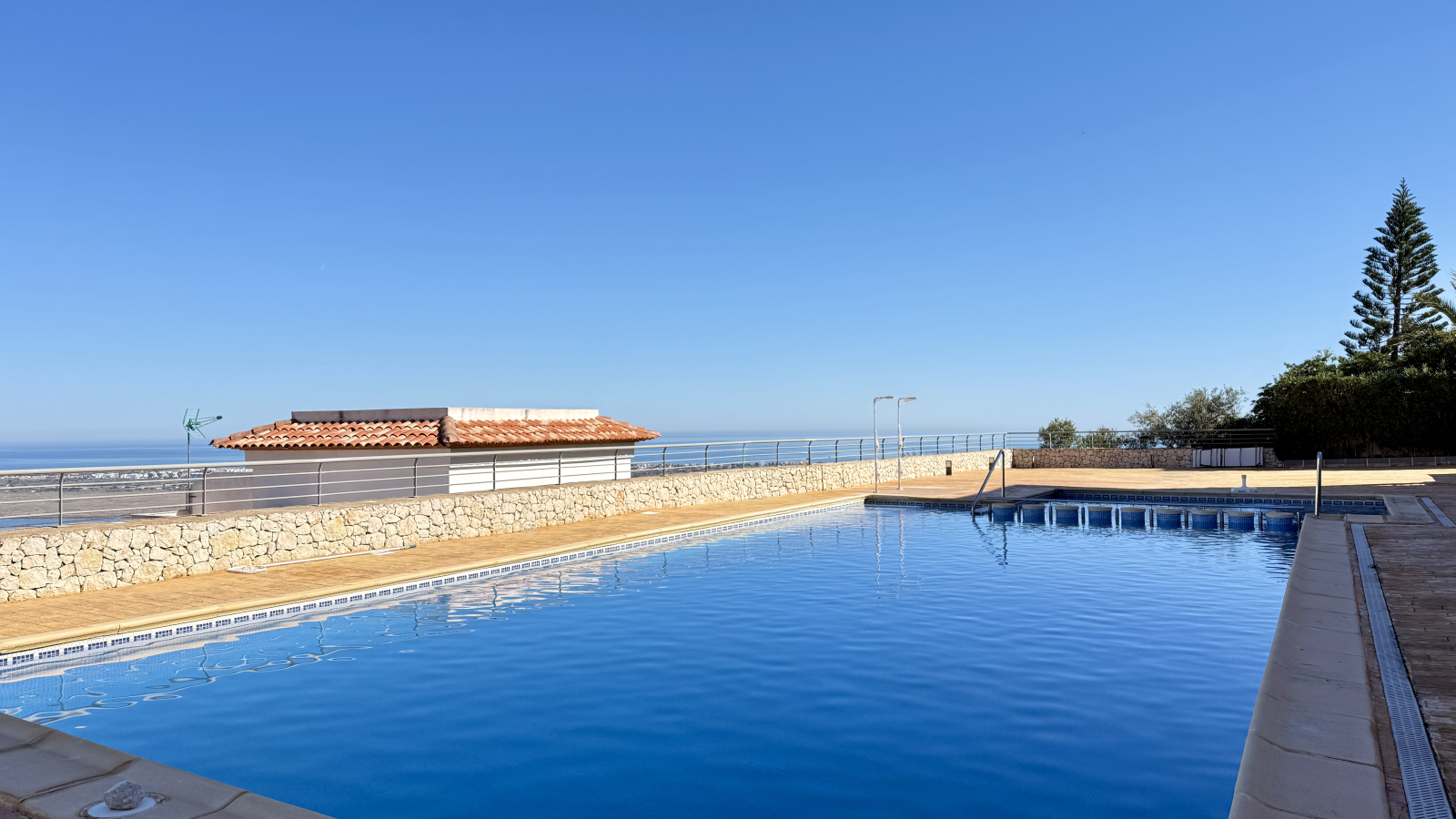 Penthouse met schitterend uitzicht te koop in Pego – Monte Pego