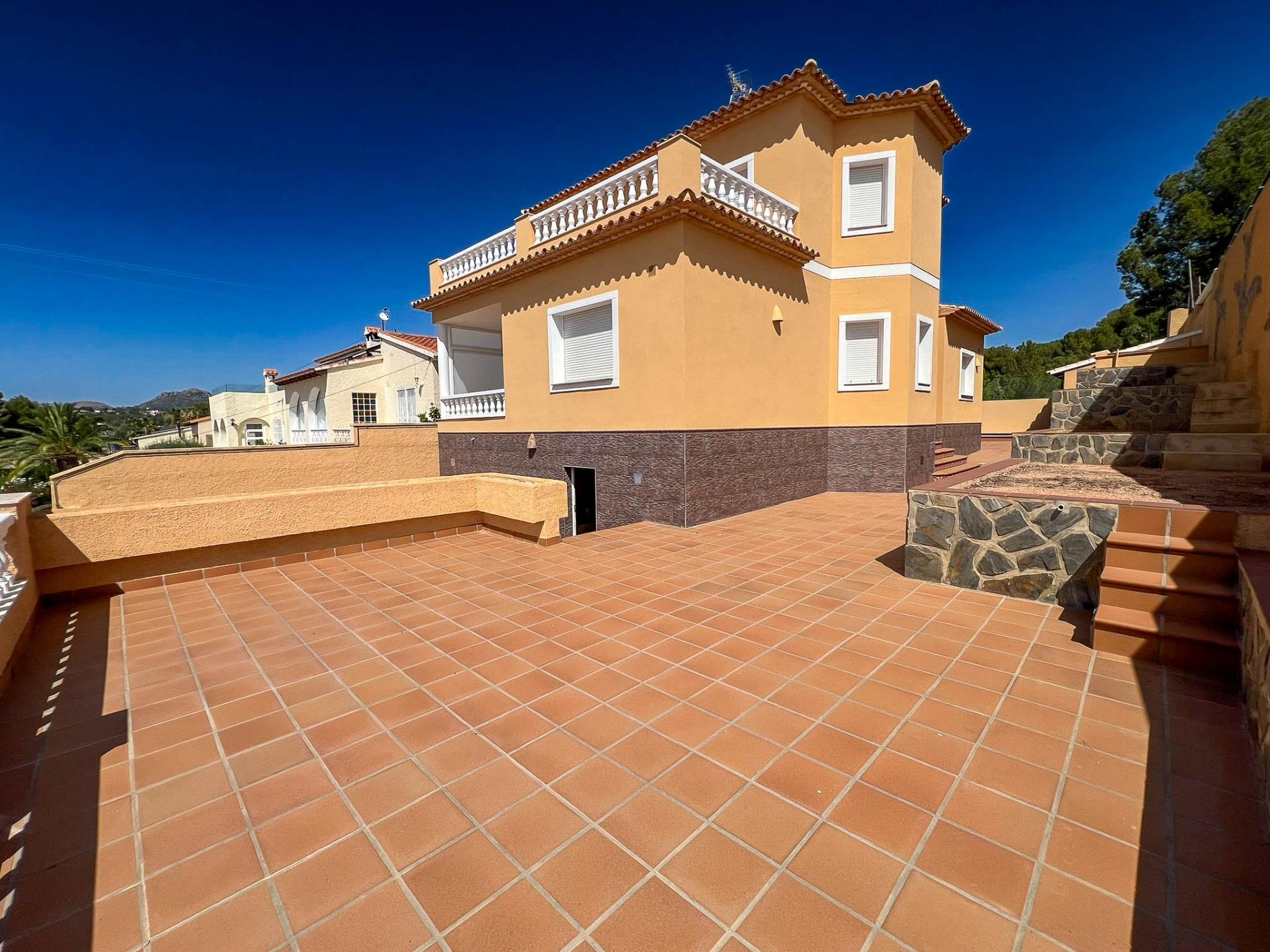 DP-36-AC-0585110244-46 Villa te koop in Alfaz del Pi