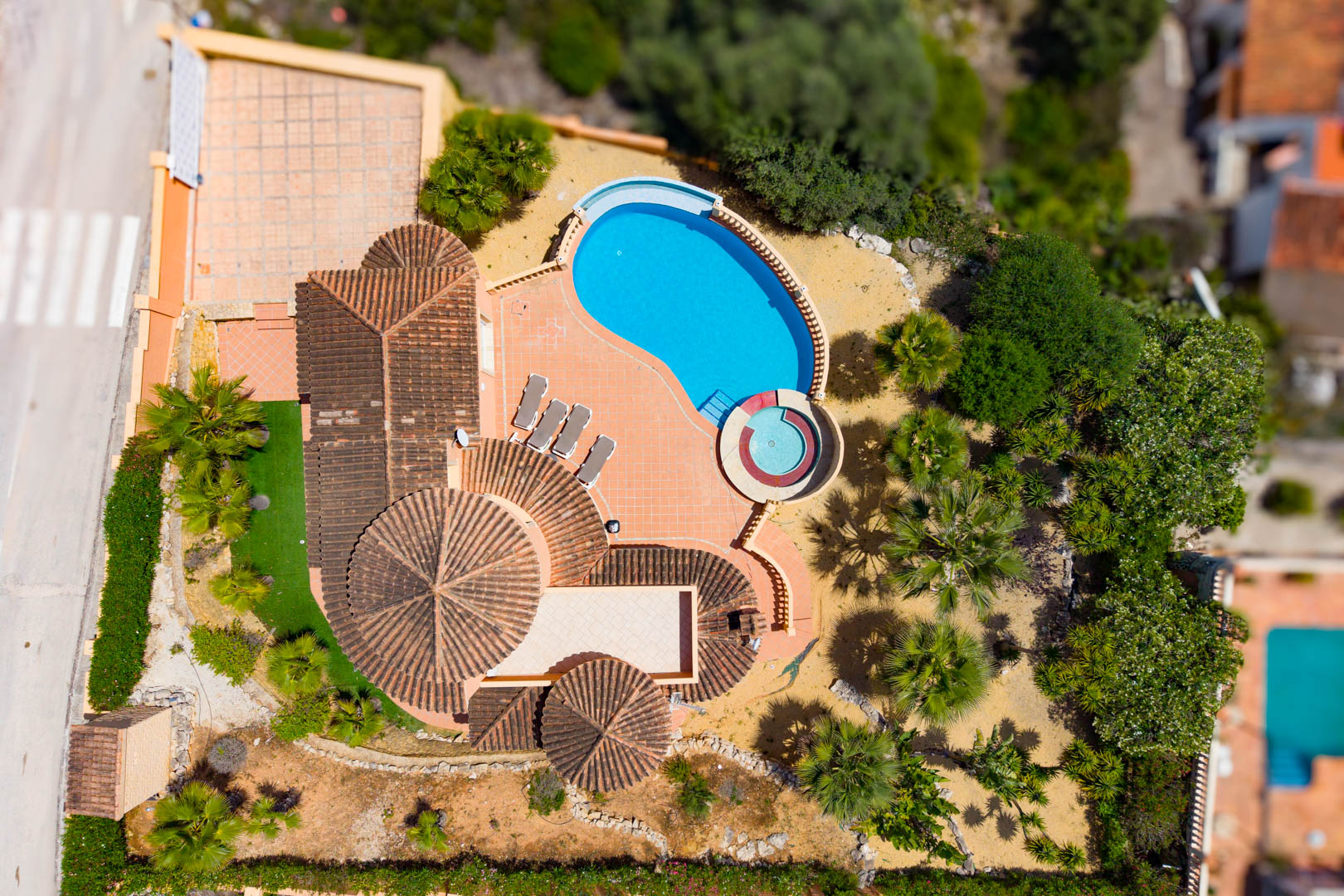 Traditionele villa met zeezicht te koop in Javea
