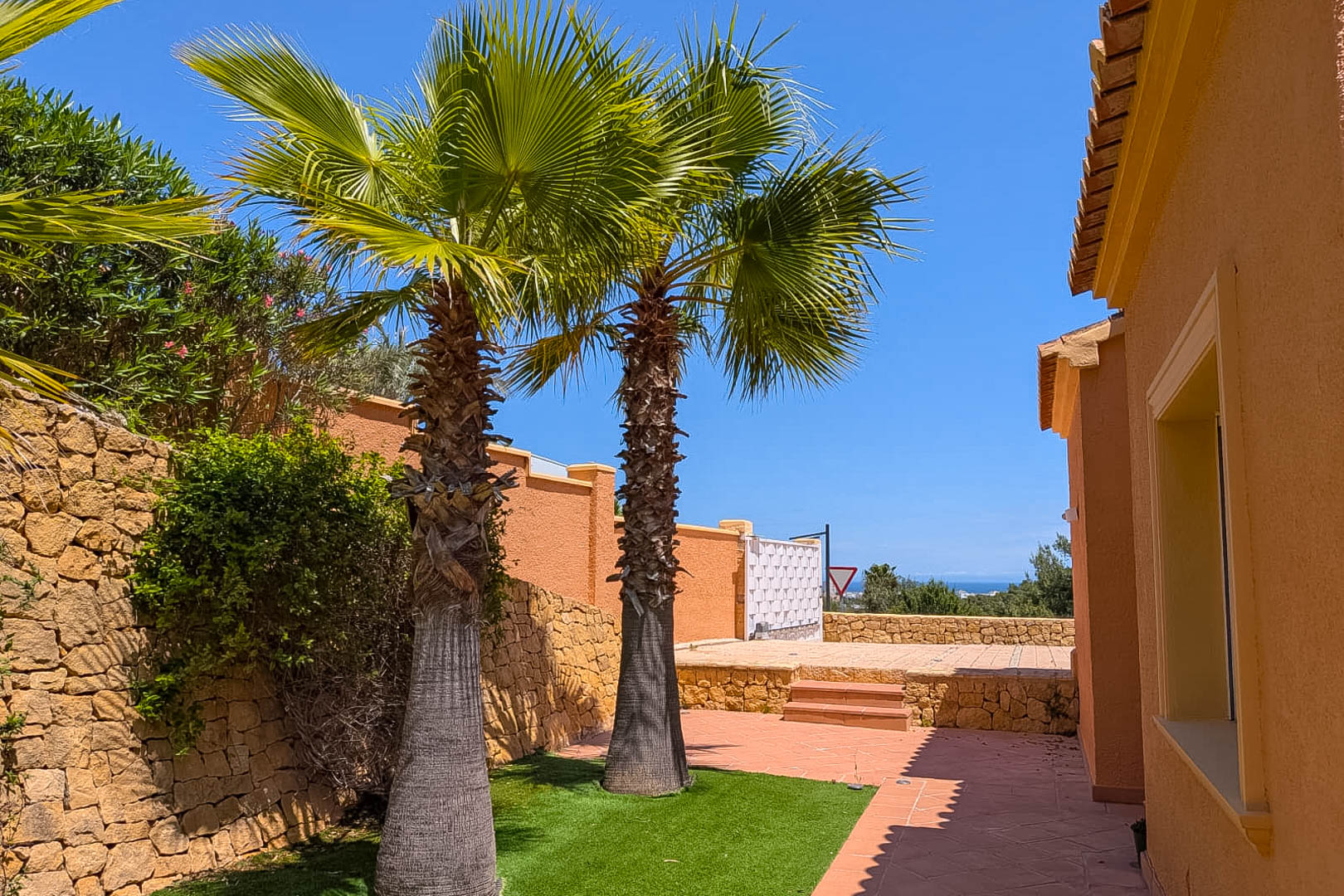 Traditionele villa met zeezicht te koop in Javea