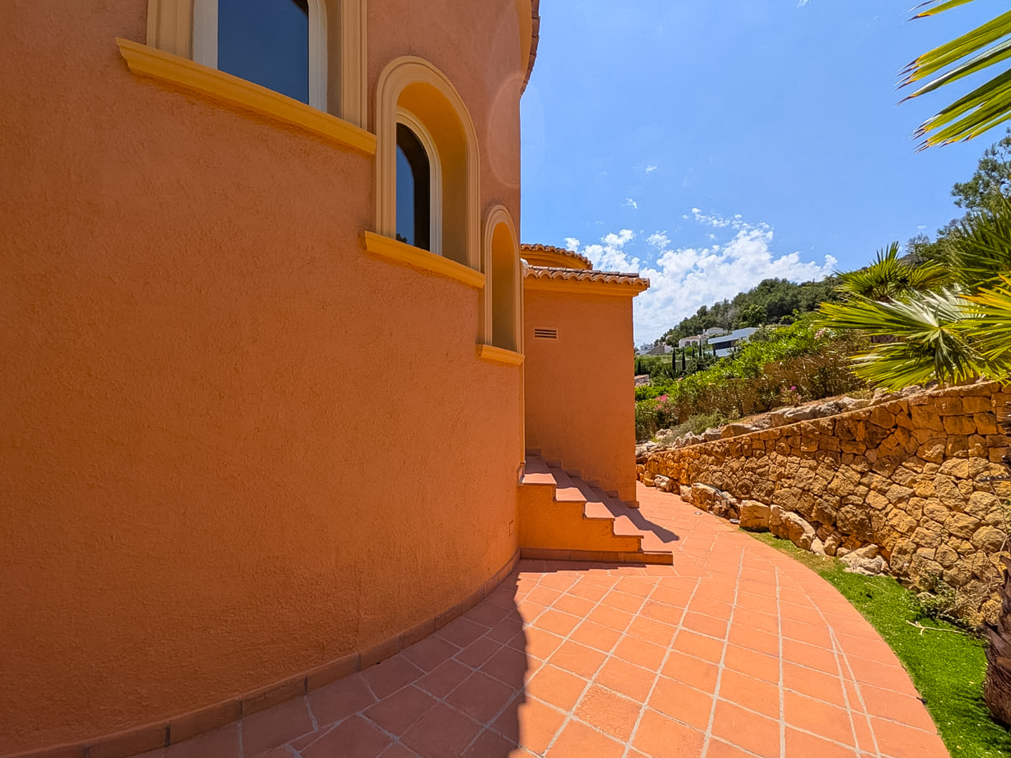 Traditionele villa met zeezicht te koop in Javea
