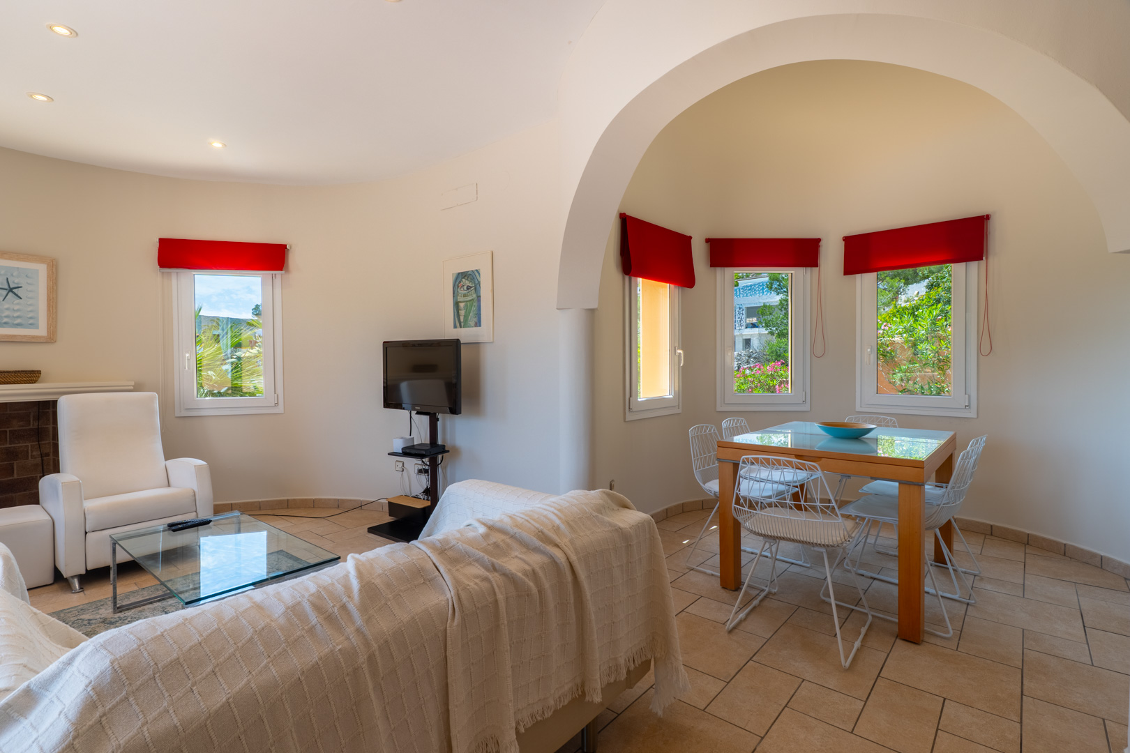 Traditionele villa met zeezicht te koop in Javea