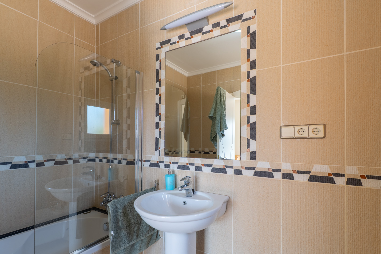 Traditionele villa met zeezicht te koop in Javea