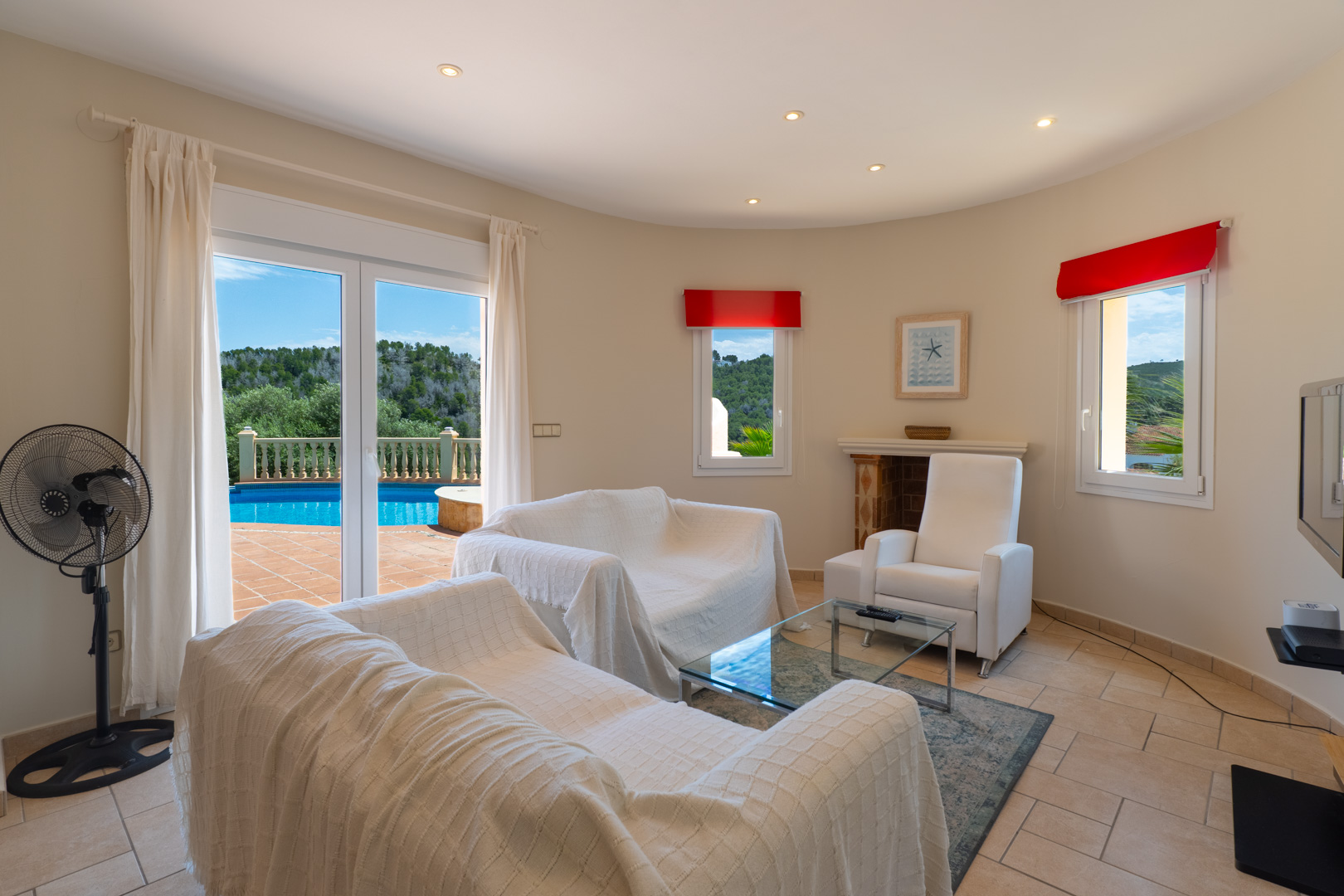 Traditionele villa met zeezicht te koop in Javea