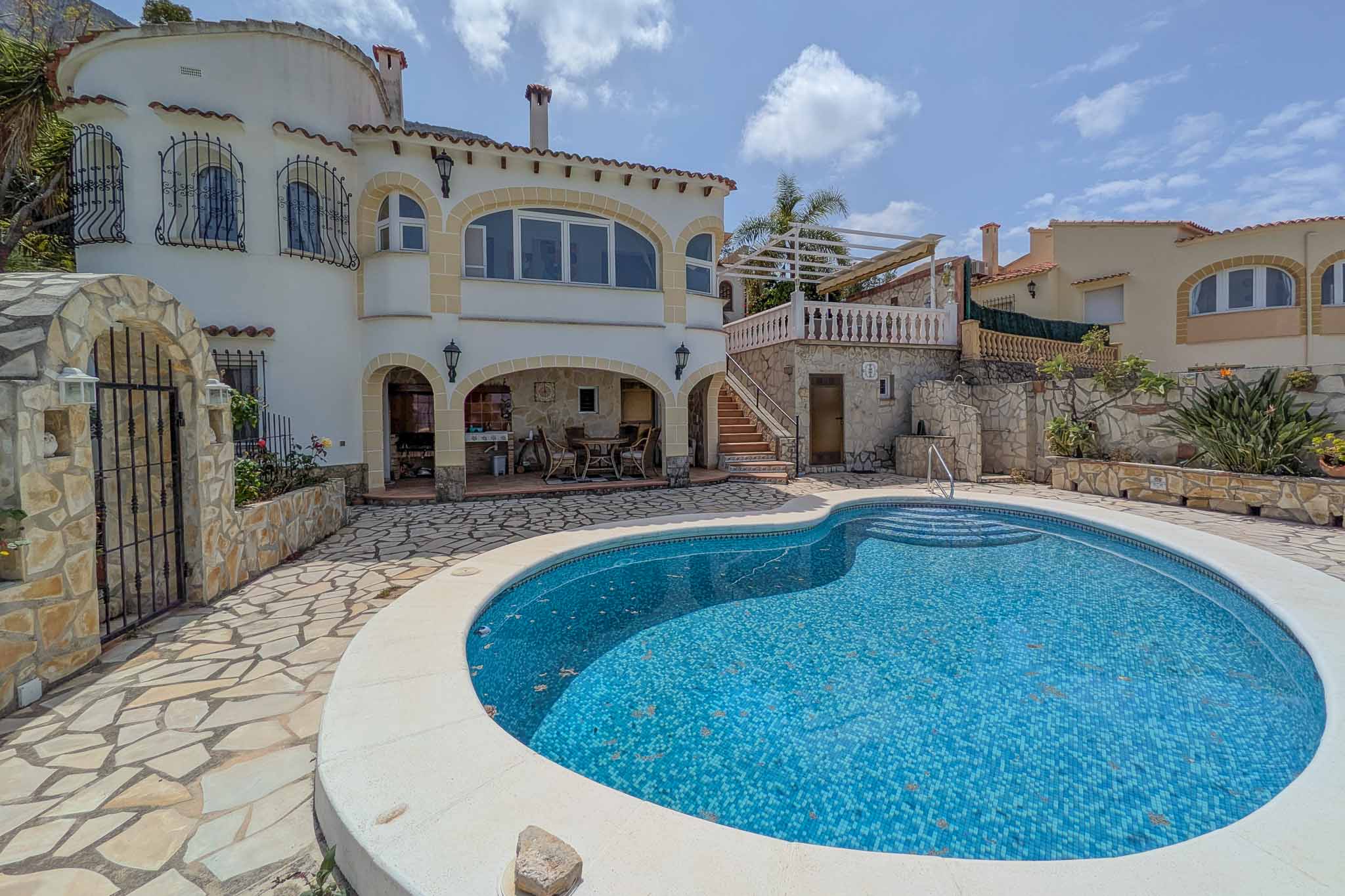 DP-40-C4XY8333DEN-1 Villa te koop in Denia