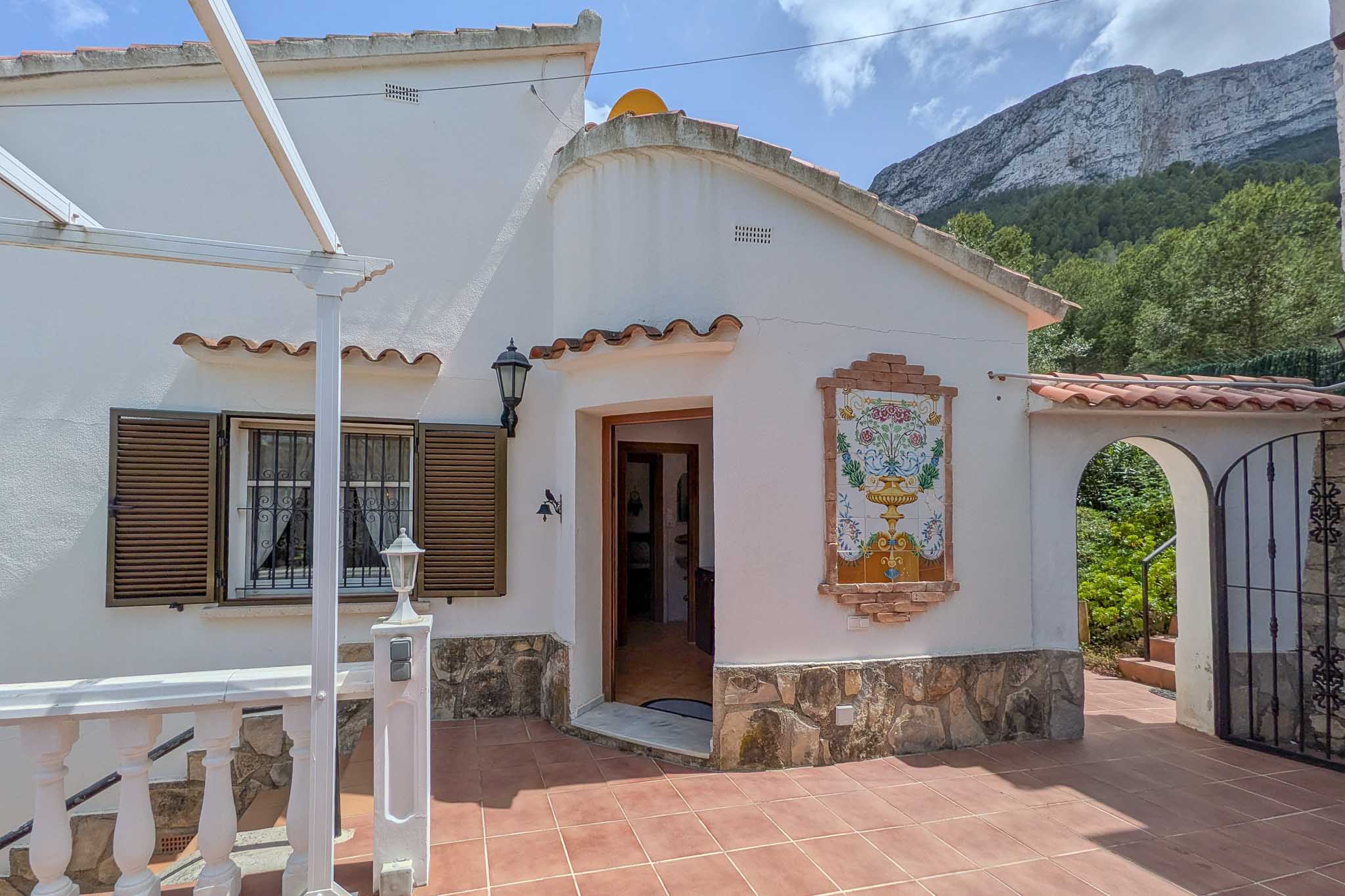 DP-40-C4XY8333DEN-27 Villa te koop in Denia