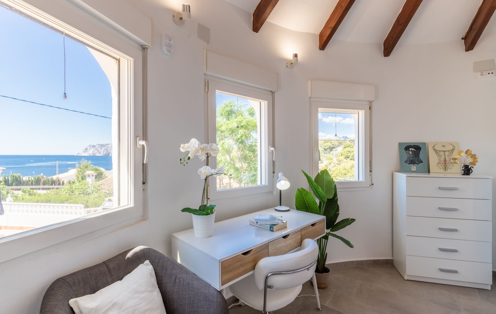 DP-46-2629V-E-13 Gerenoveerde mediterrane villa met zeezicht in Benissa