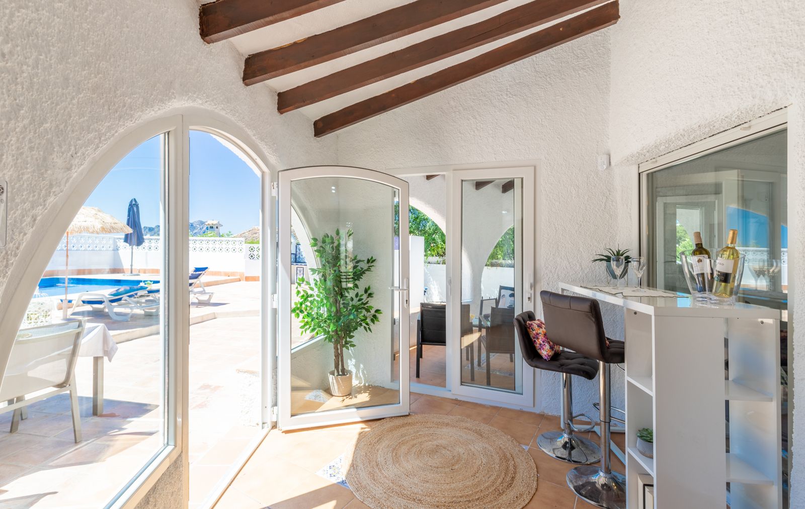 DP-46-2629V-E-9 Gerenoveerde mediterrane villa met zeezicht in Benissa
