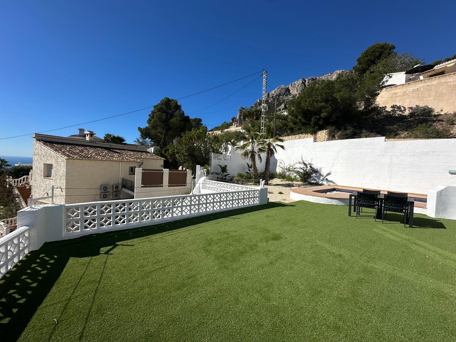 Volledig gerenoveerde villa direct instapklaar in Calpe