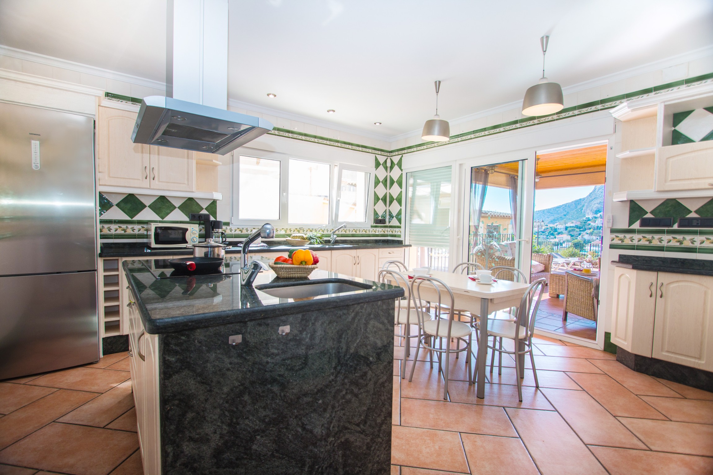 Luxe villa met privézwembad op 750 m van het strand in Calpe