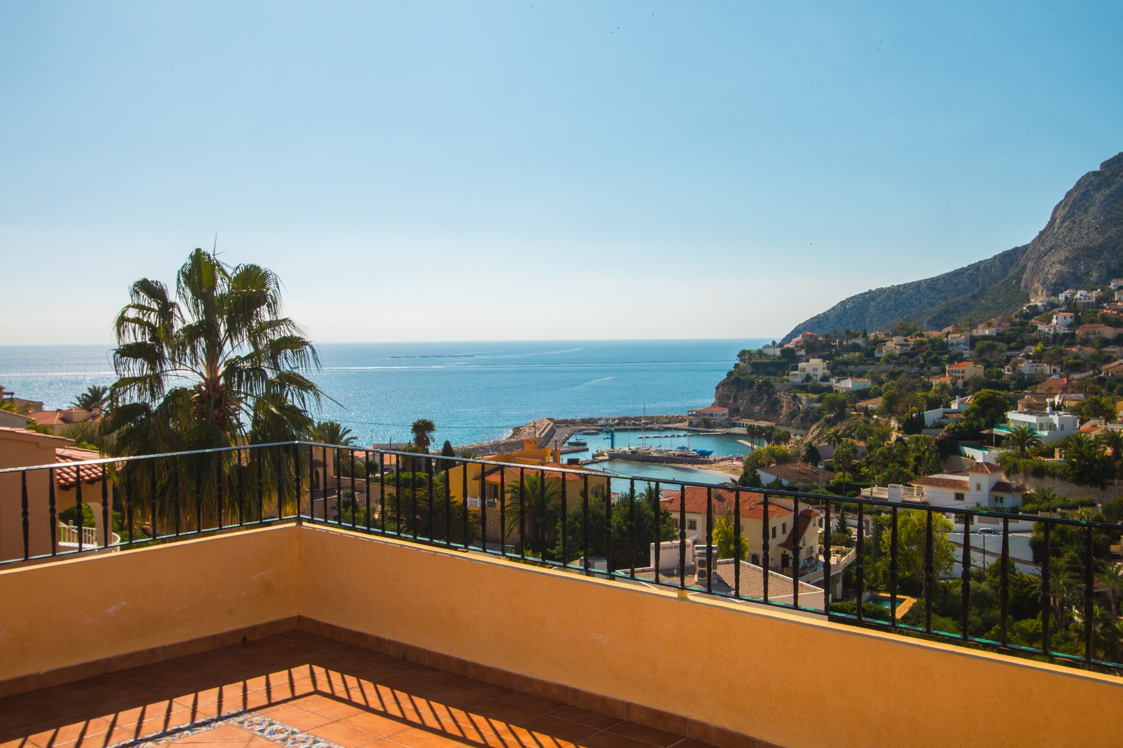 Luxe villa met privézwembad op 750 m van het strand in Calpe