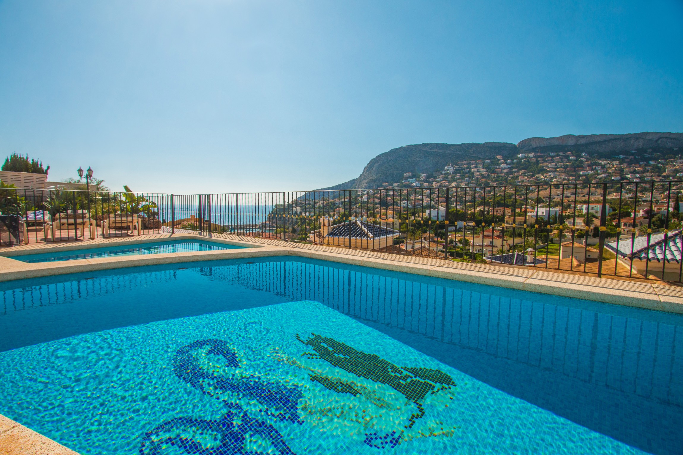 Luxe villa met privézwembad op 750 m van het strand in Calpe