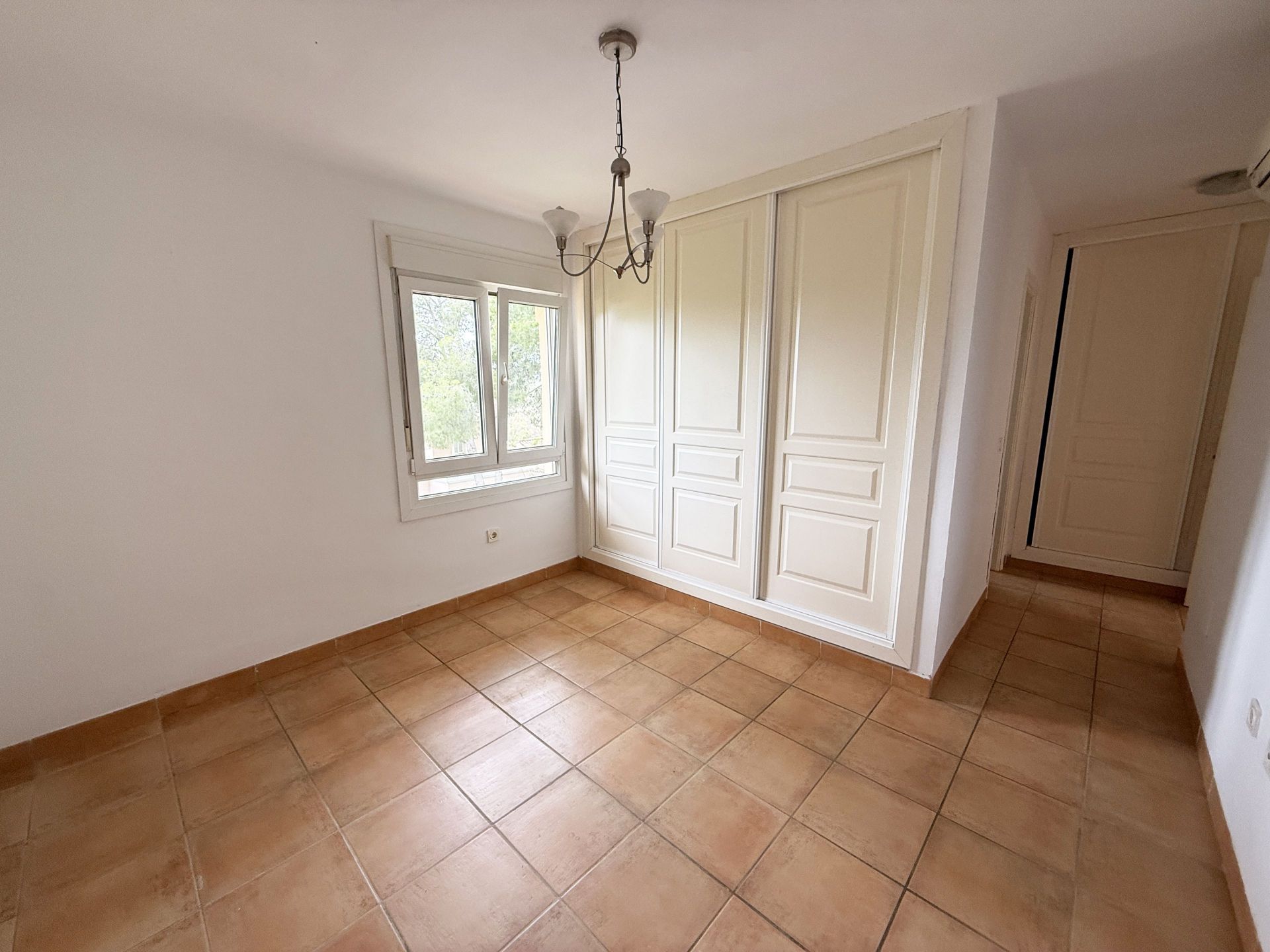 DP-52-TH5365960-10 Geschakelde woning te koop in Alhaurin Golf